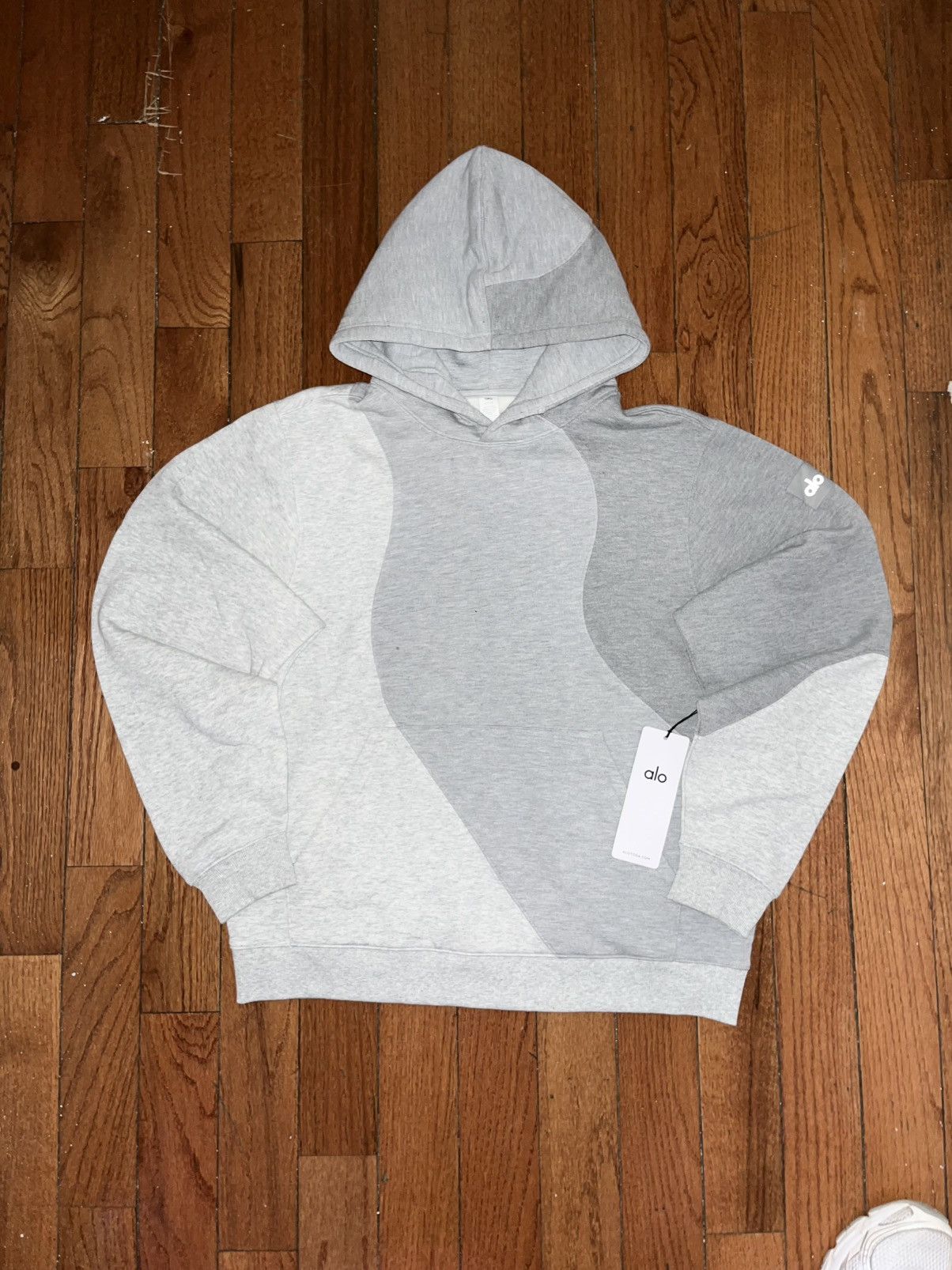 Alo Alo Yoga Unisex Make Waves Hoodie | Heather Grey Tonal Size US S / EU 44-46 / 1 - 1 Thumbnail