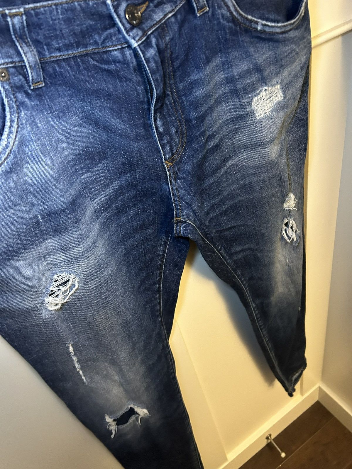 Dolce & Gabbana Vintage Dolce and Gabbana distressed slim skinny jeans Size US 34 / EU 50 - 7 Thumbnail