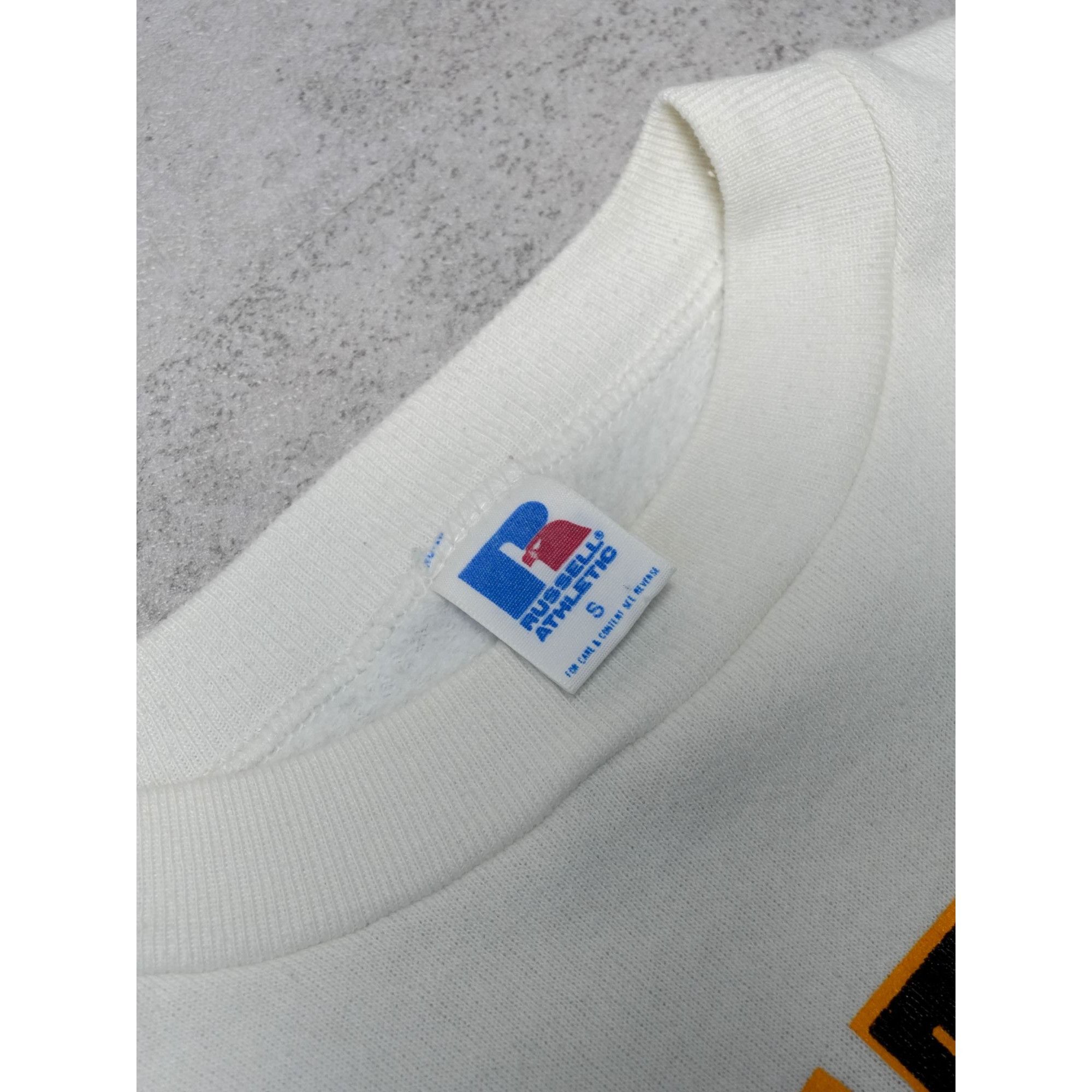 Russell Athletic Vintage 90s Russel x Western Michigan Crewneck Size US XL / EU 56 / 4 - 4 Thumbnail