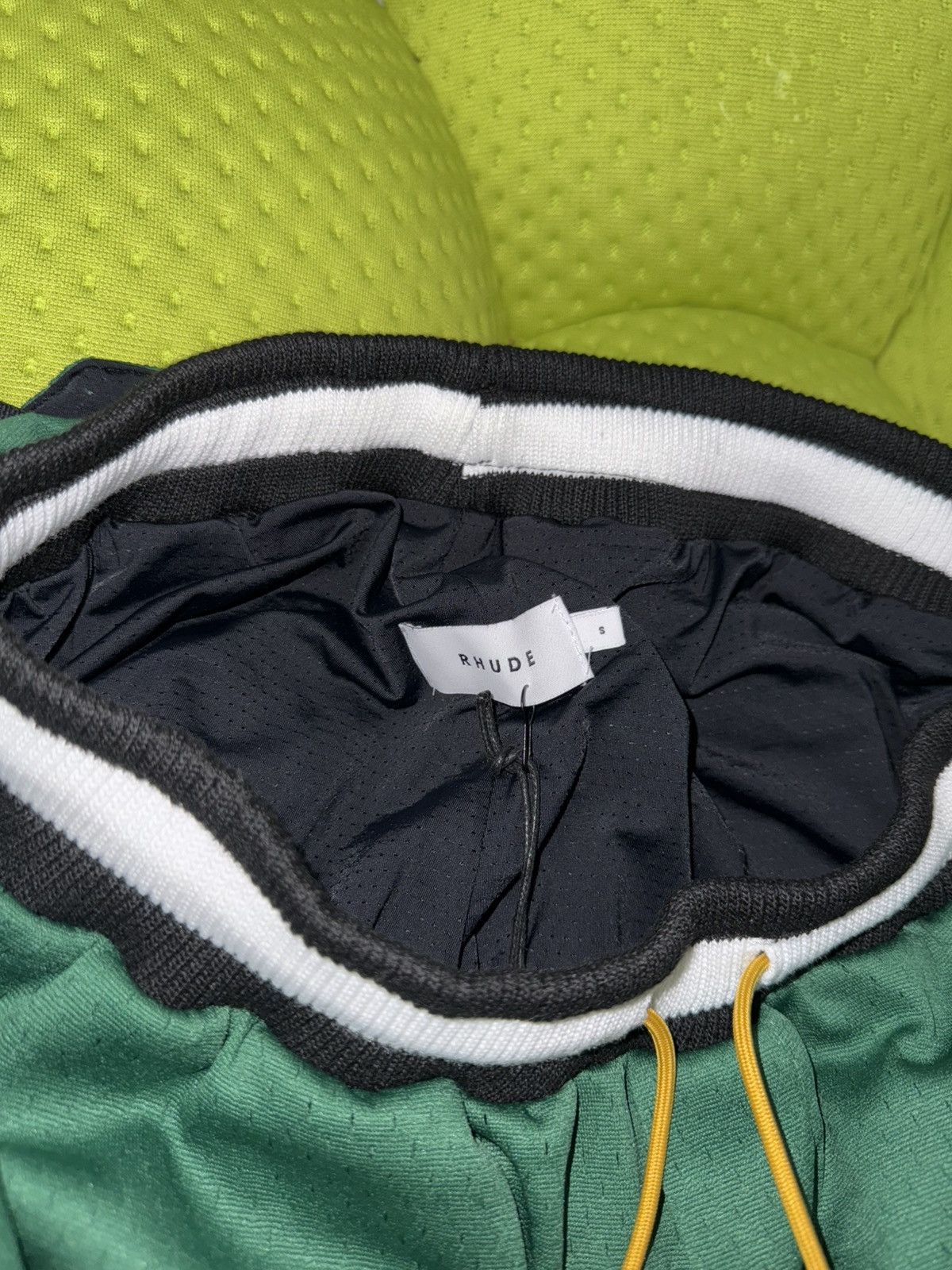 Rhude Rhude logo basketball shorts Size US 30 / EU 46 - 5 Thumbnail