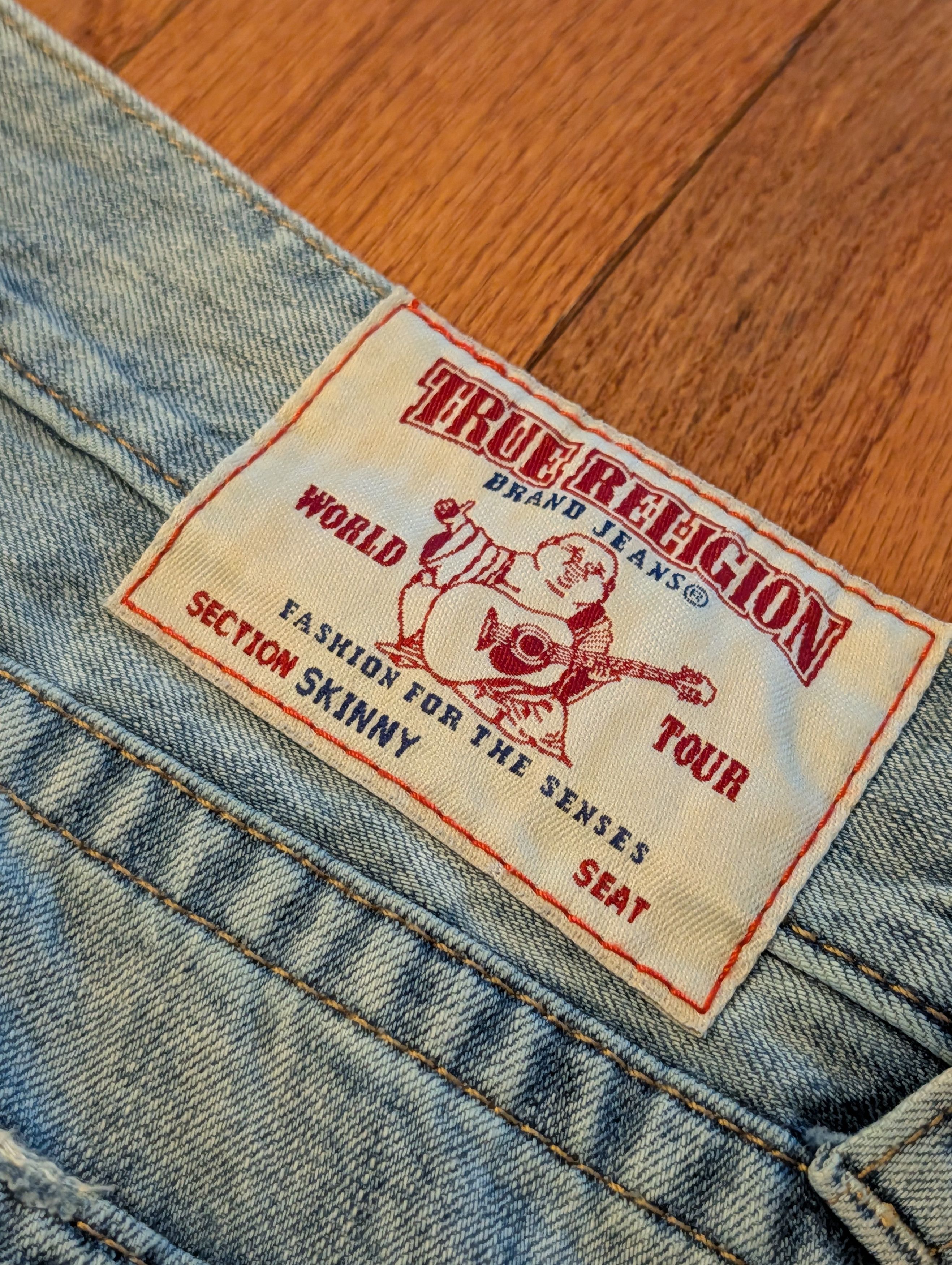 True Religion True Religion Skinny Distressed Light Wash Denim Jeans 38 Size US 38 / EU 54 - 2 Thumbnail