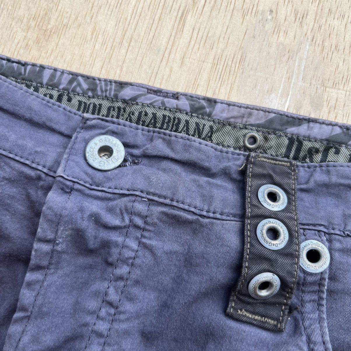Dolce & Gabbana D&G CARGO 3/4 Y2K VINTAGE MIX FLORAL CAMO Size 30" / US 8 / IT 44 - 4 Thumbnail