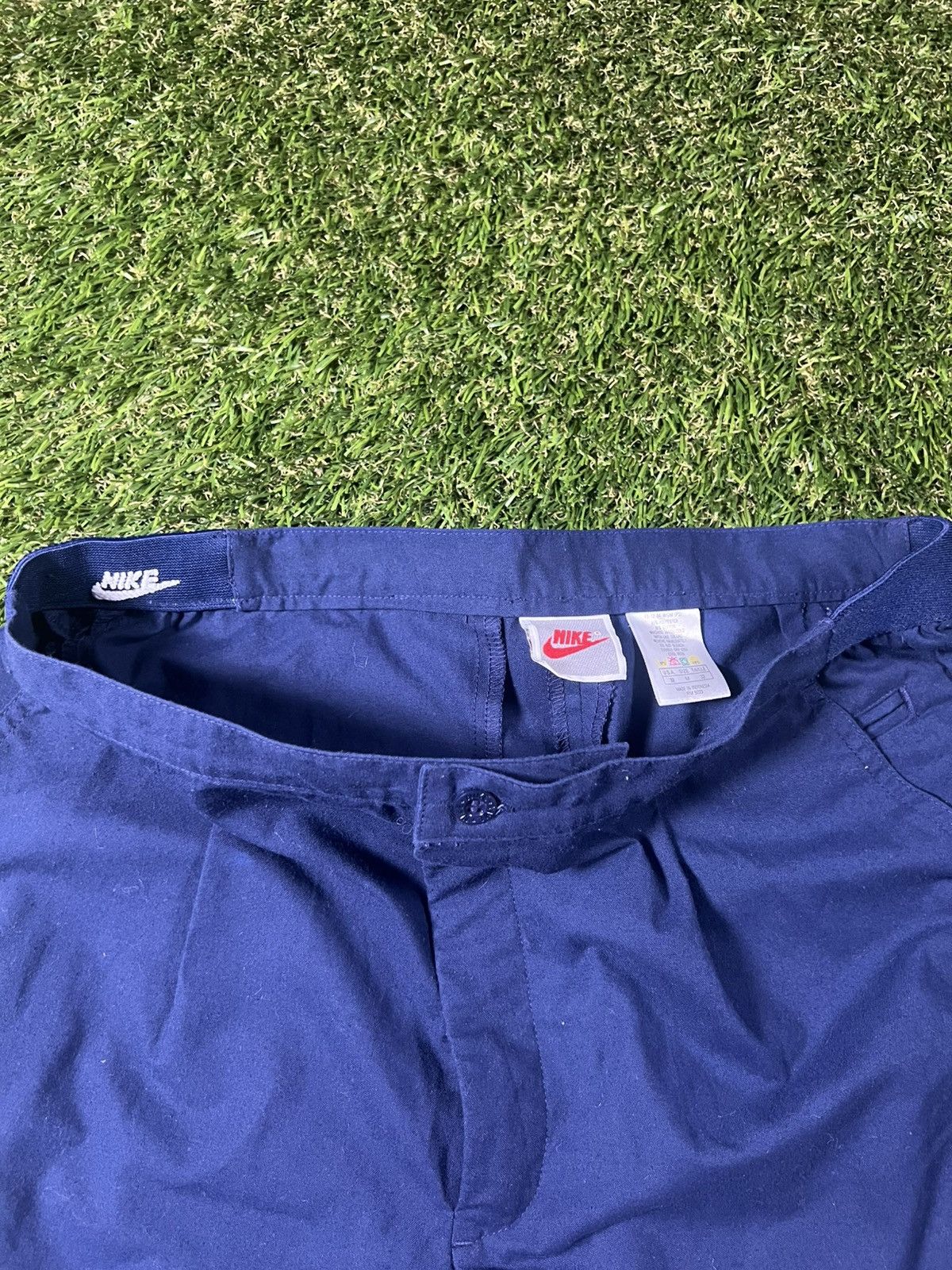 Nike Vintage 90s Nike Navy Retro Essential Rare Golf Shorts Size US 32 / EU 48 - 3 Thumbnail