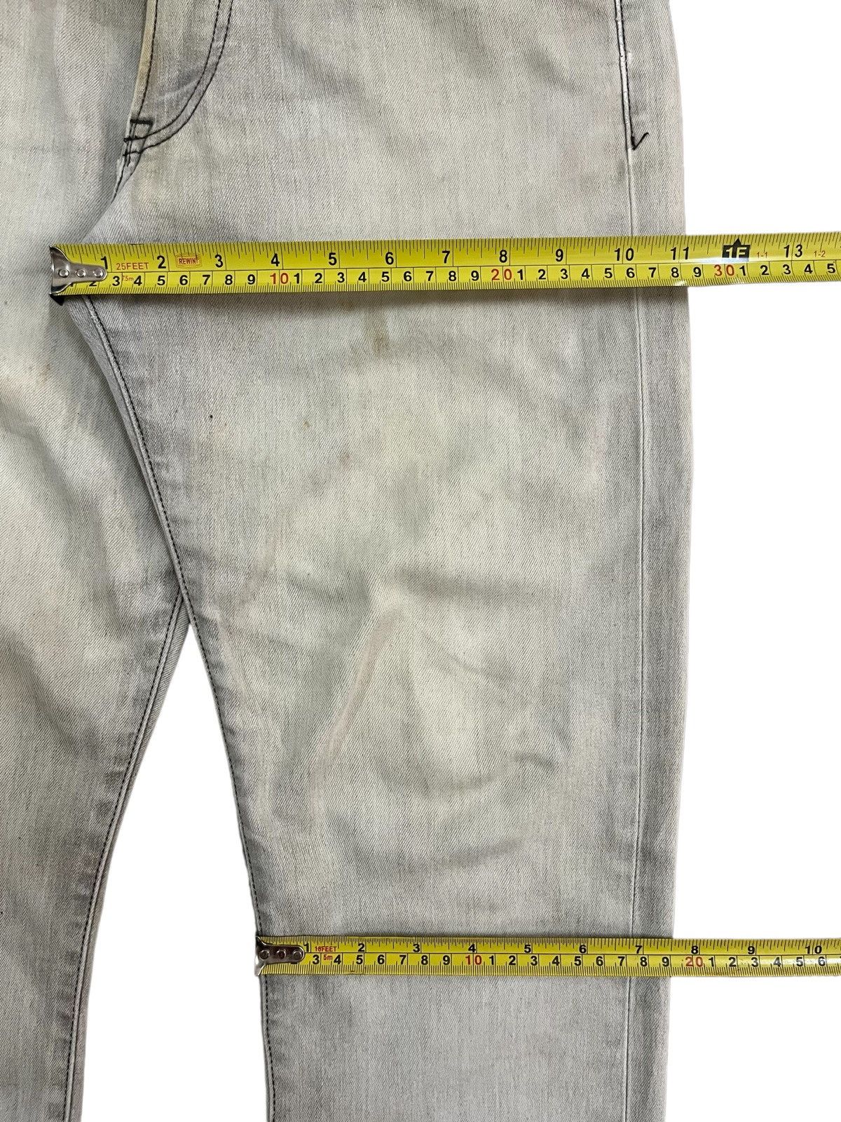 Undercover × Uniqlo Vintage Japanese Brand Uniqlo Classic Grey Straight Cut Jean Size US 31 - 15 Thumbnail