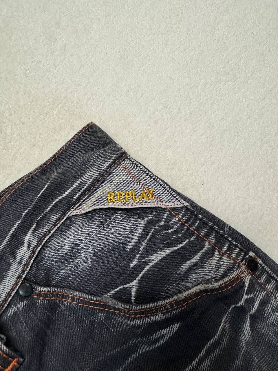 Japanese Brand SICK Vintage Replay Smoke Washed Style Distressed Denim Jean Size US 31 - 9 Thumbnail