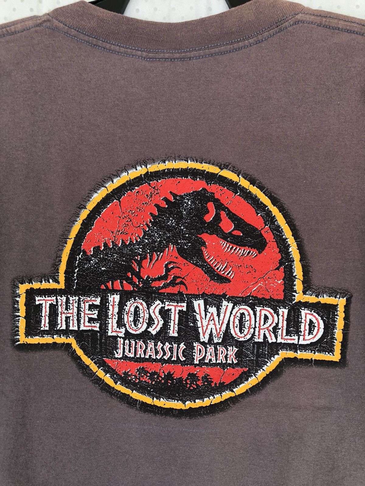 Vintage Vintage 90s Jurassic Park Dinasour Movie Tee Size US L / EU 52-54 / 3 - 7 Thumbnail