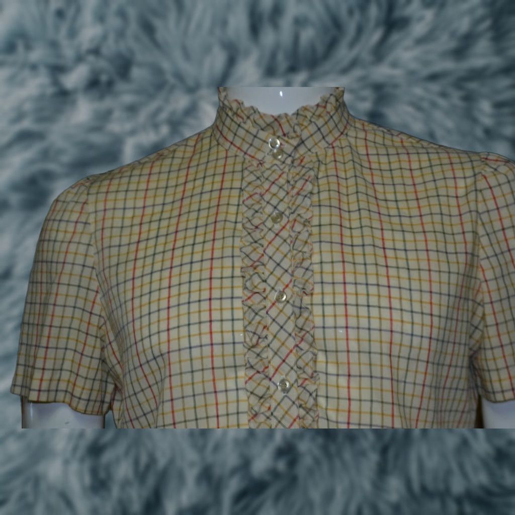 Vintage VINTAGE Russ Togs Blouse Shirt Plaid Button-Down Short Sleeve Size 14 Beige Womens Size XL / US 12-14 / IT 48-50 - 1 Thumbnail