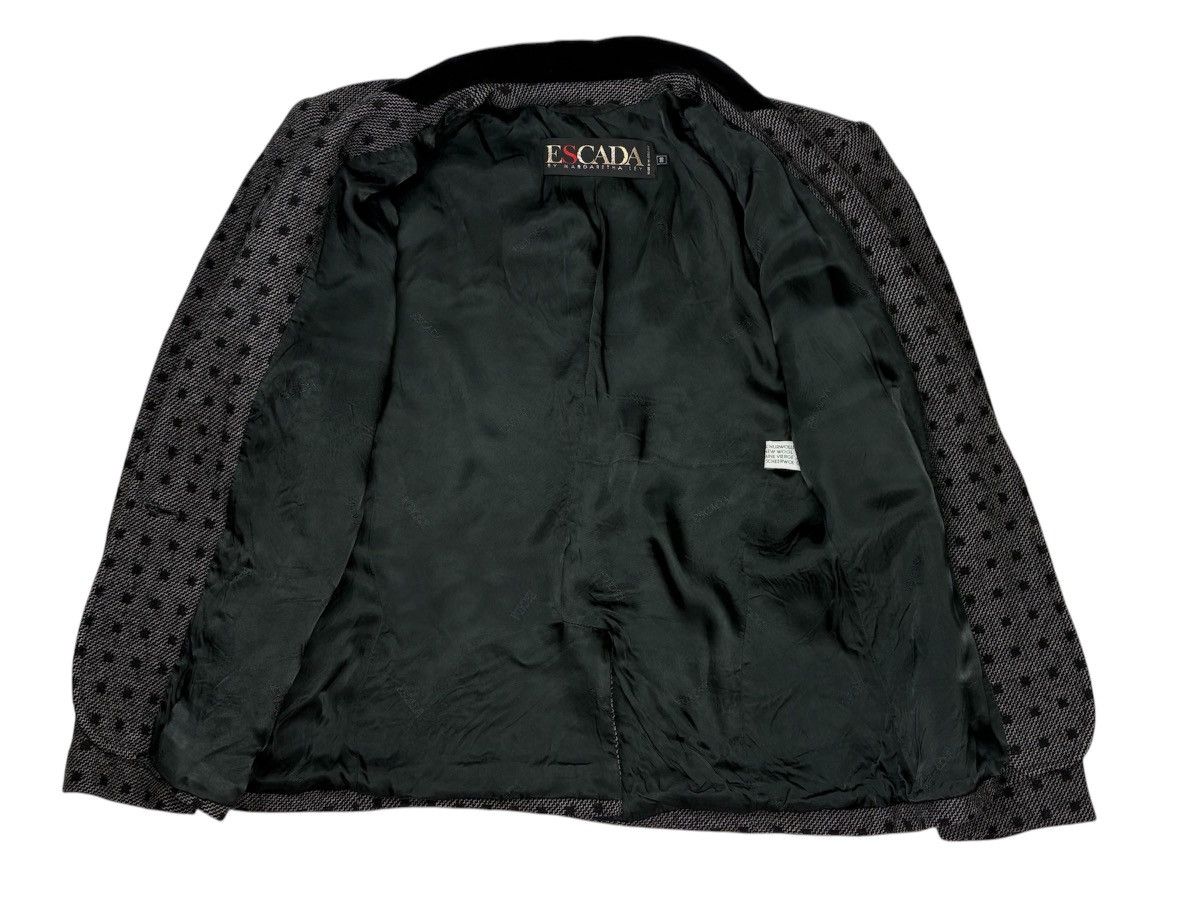 Escada × Vintage ESCADA 80s MARGARETHA LEY POLKA DOT WOOL BLAZER VELVET 38 M Size M / US 6-8 / IT 42-44 - 10 Thumbnail