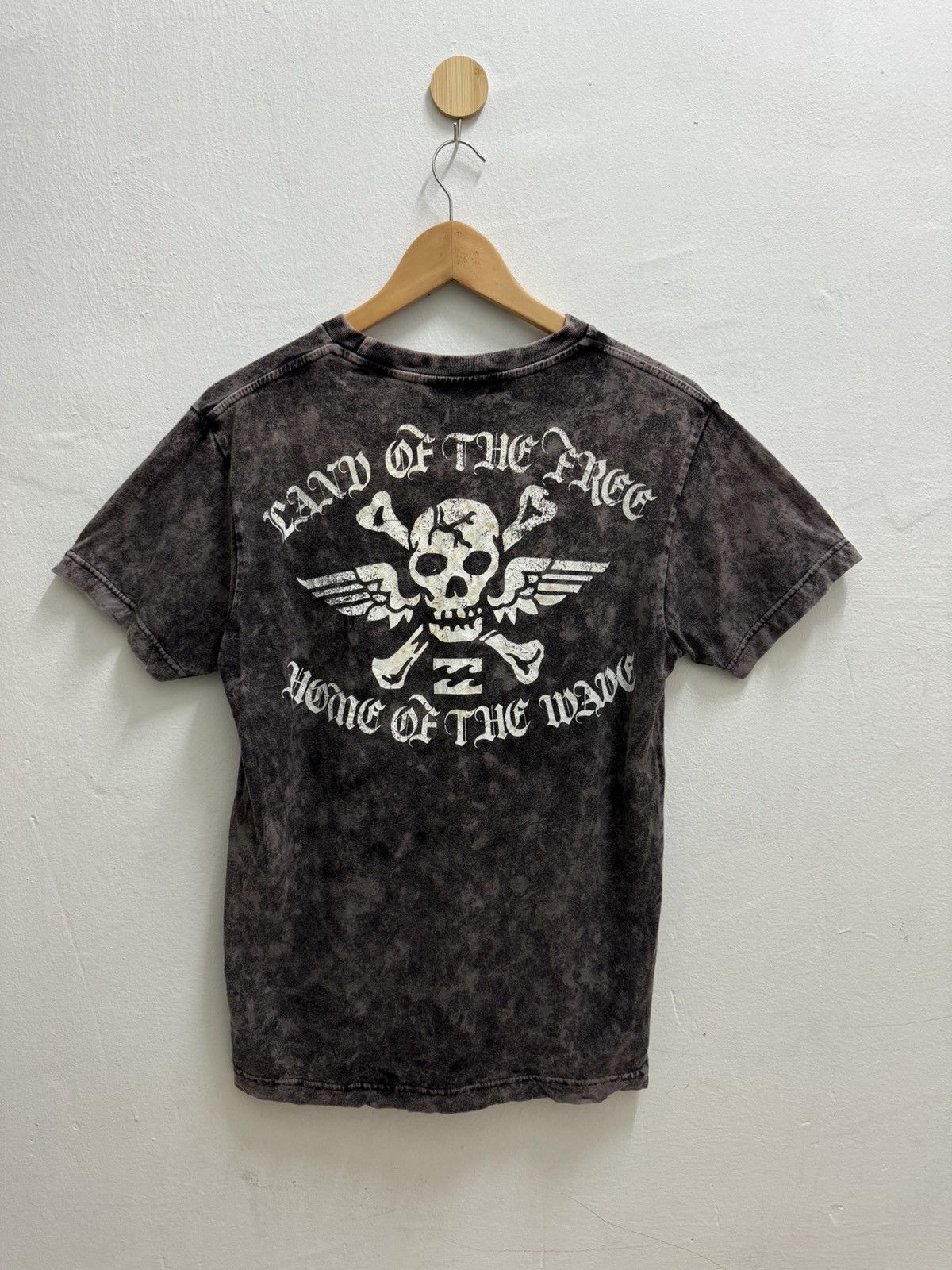 Billabong VINTAGE BILLABONG HOME OF THE WAVE SURFING TER Size US S / EU 44-46 / 1 - 1 Thumbnail