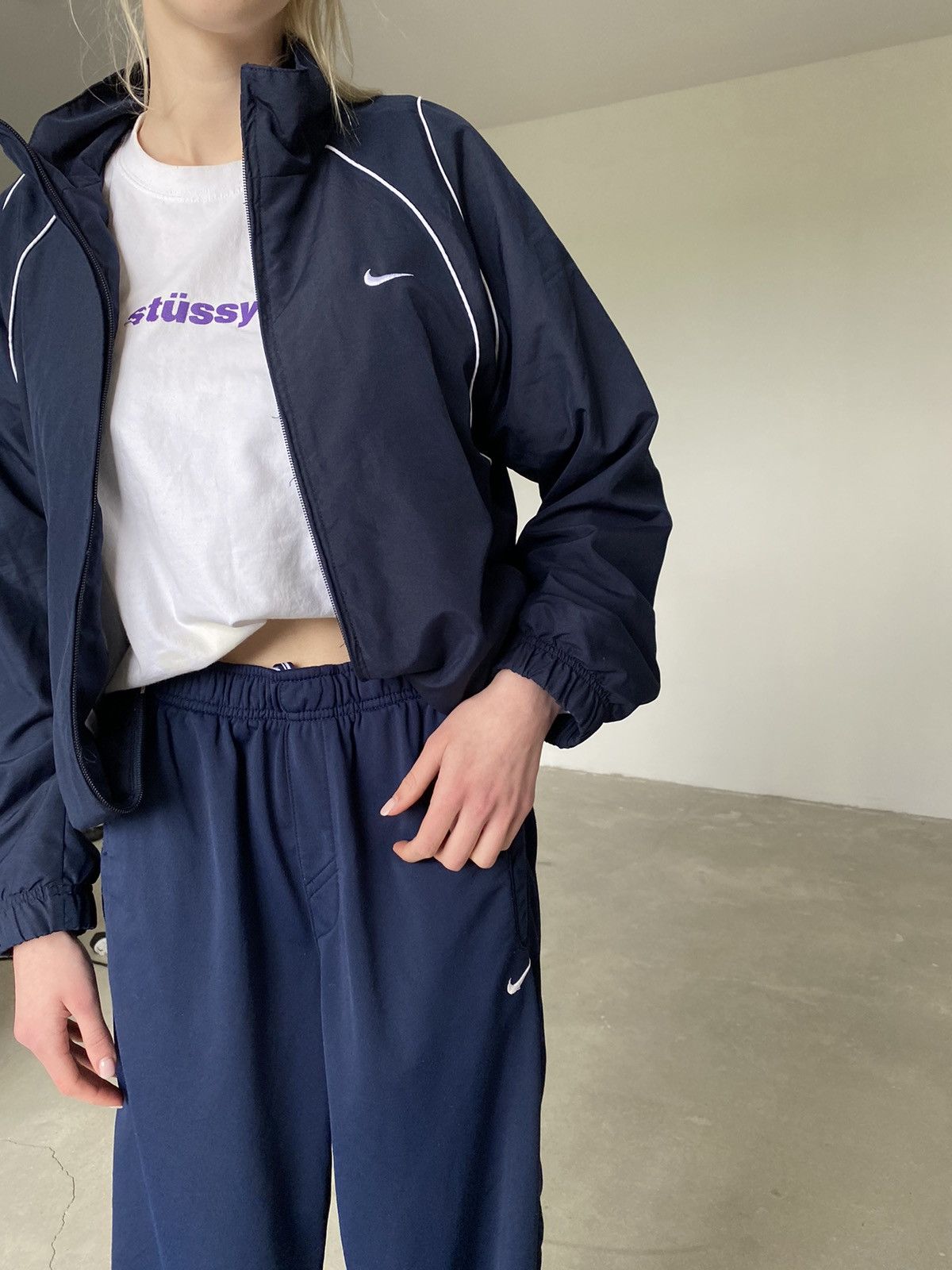 Vintage Vintage Nike Womens Track Top Jacket Size S / US 4 / IT 40 - 1 Thumbnail