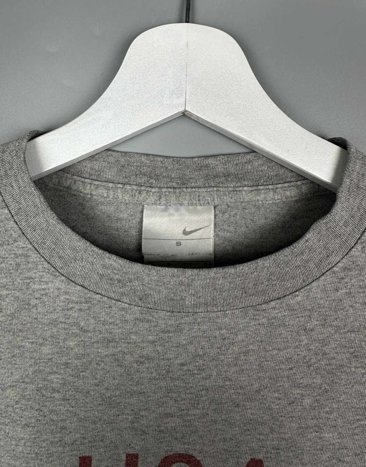 Nike Vintage Nike USA Center Swoosh Logo T Shirt Tee 90s Size US S / EU 44-46 / 1 - 4 Thumbnail