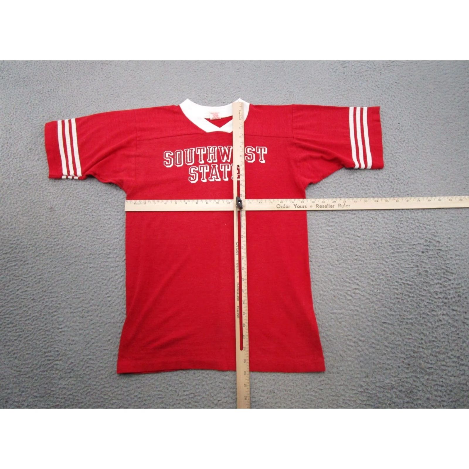 Vintage VINTAGE Collegiate Southwest State University College Shirt Unisex Adults T-Shirt Red 70s 80s SZ M Size US M / EU 48-50 / 2 - 4 Thumbnail