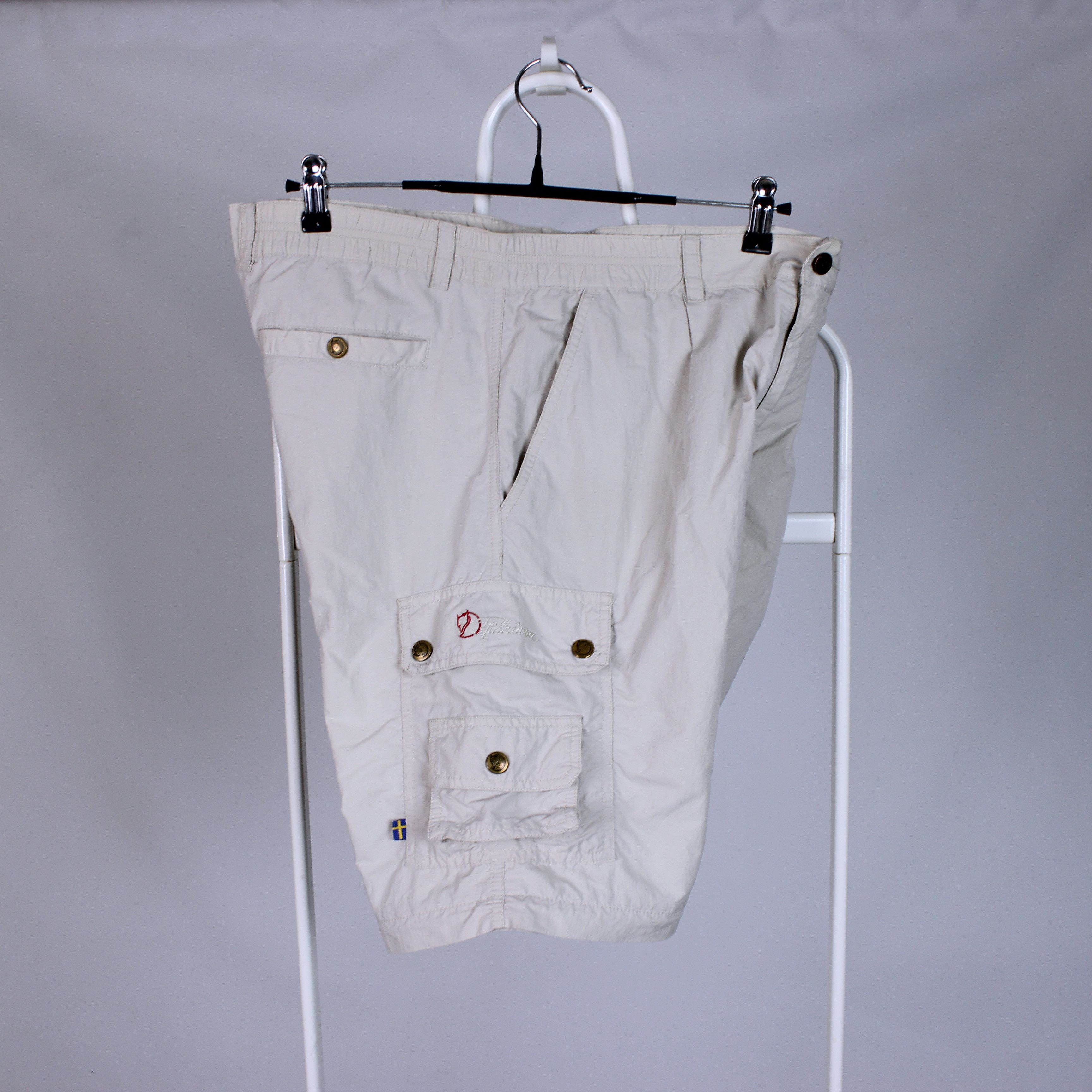 Fjallraven Fjallraven vintage cargo shorts 48 M Size US 32 / EU 48 - 3 Thumbnail