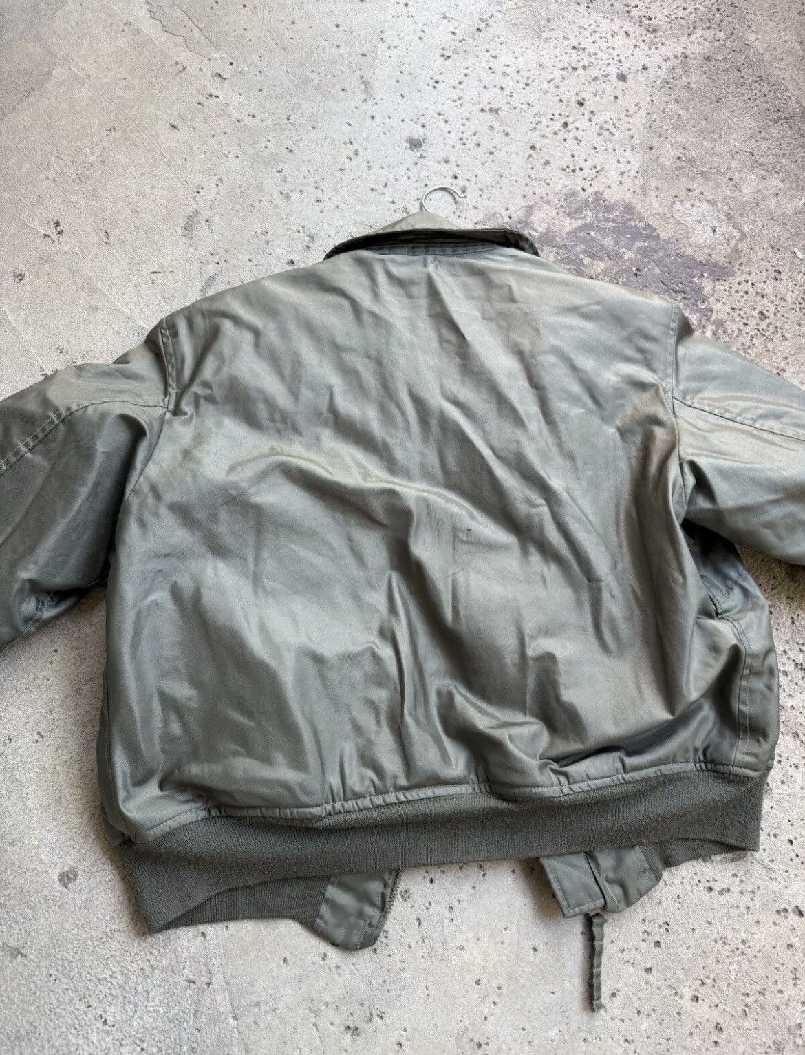 Vintage VINTAGE BOMBER JACKET OLIVE Size US XL / EU 56 / 4 - 7 Thumbnail