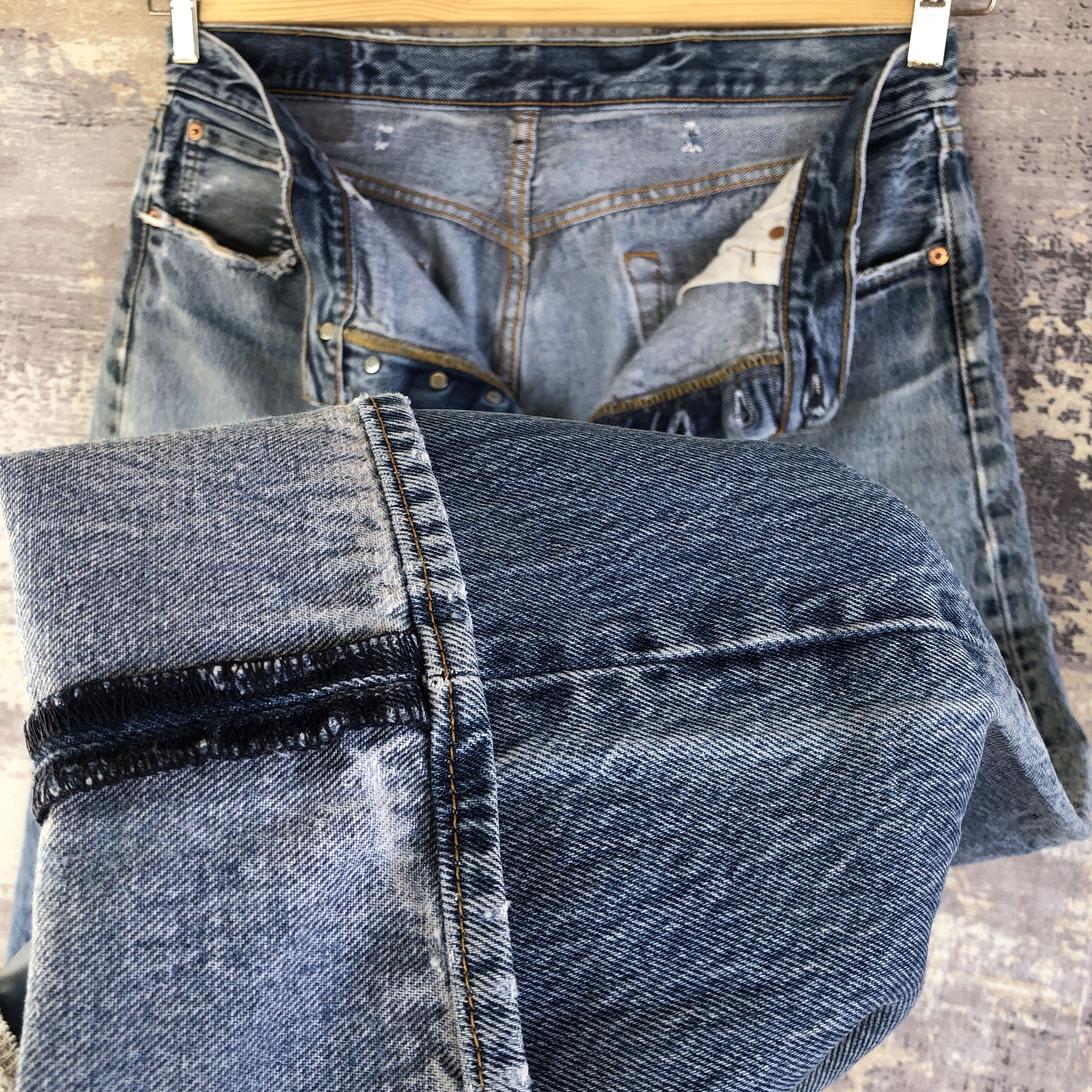 Levi's Vintage Distressed Levis 501 Blue Jeans Levi's Faded Denim Size US 34 / EU 50 - 8 Thumbnail