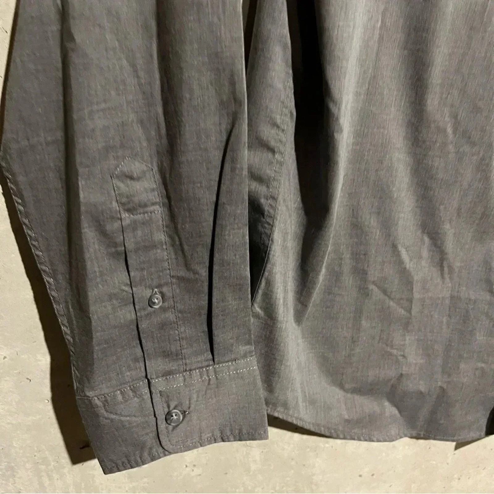 Old Navy Old Navy NWT Signature Shirt XL Grey Long Sleeve Slim Fit Size US XL / EU 56 / 4 - 9 Thumbnail