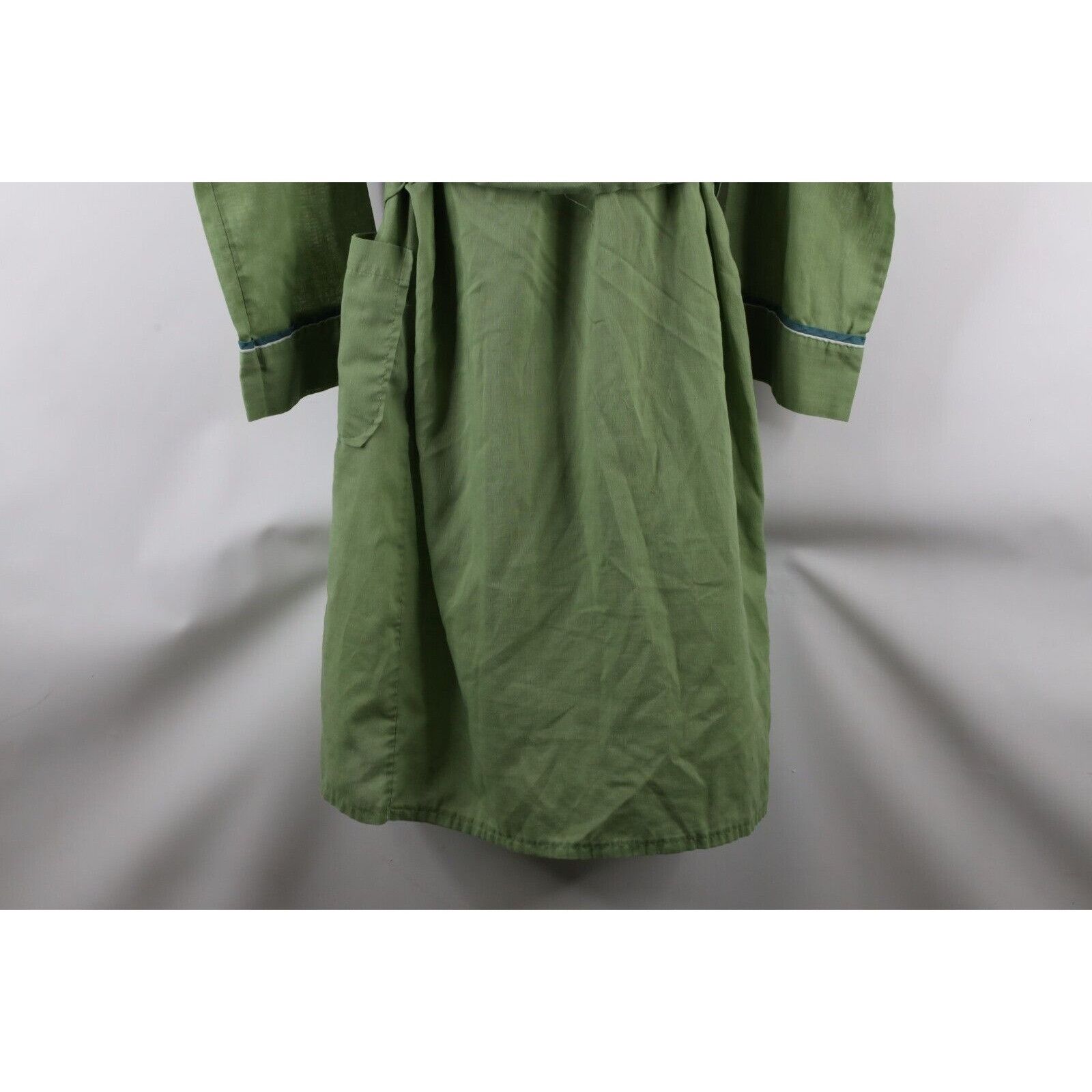 Vintage Vintage 60s 70s Streetwear Distressed Striped Belted Robe Size US L / EU 52-54 / 3 - 14 Thumbnail