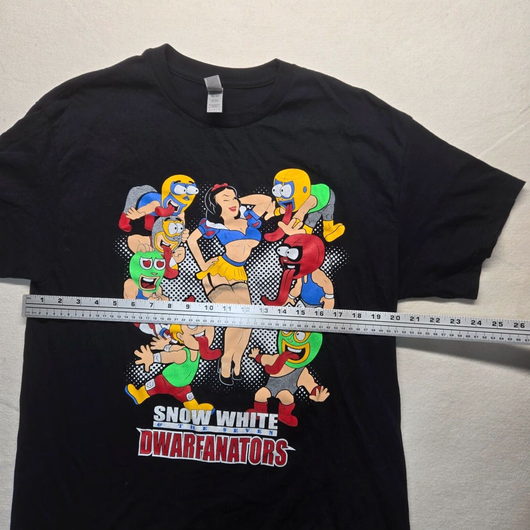 Vintage VINTAGE Extreme Dwarfanators Wrestling Shirt Unbranded Unisex Adults L Black Snow White The 7 Dwarfs 90s Funny Crew Neck Short Sleeve Size US L / EU 52-54 / 3 - 4 Thumbnail
