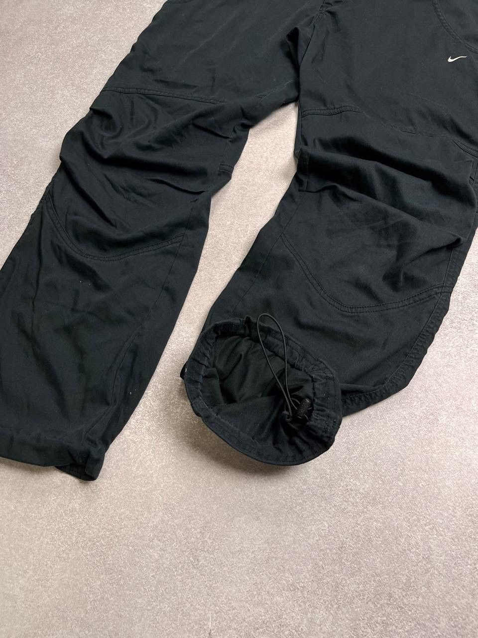 Nike × Vintage Vintage Nike Swoosh Baggy Trackpants Y2K M Size US 32 / EU 48 - 5 Thumbnail