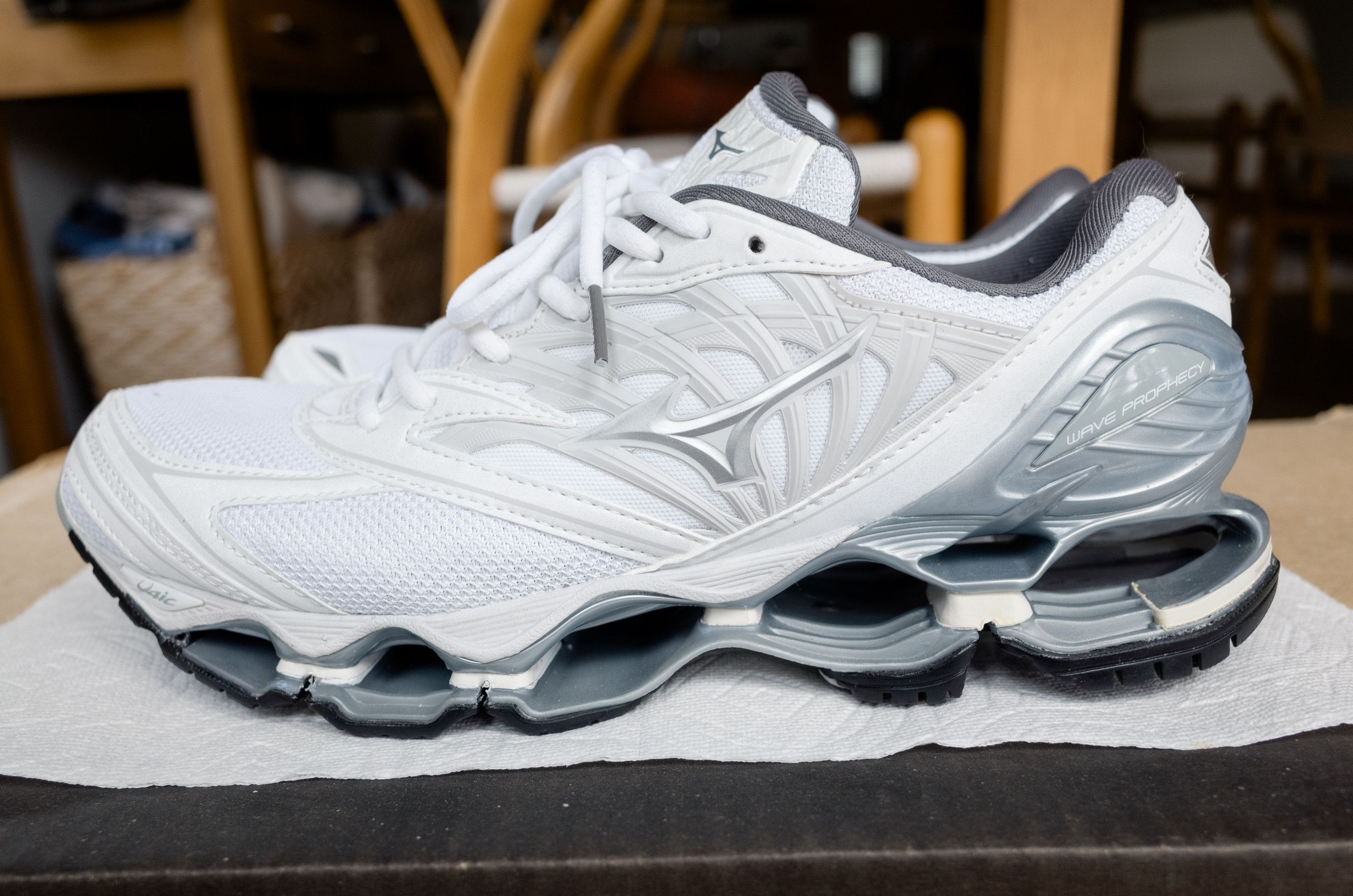 Mizuno Wave Prophecy LS Size US 10 / EU 43 - 8 Thumbnail