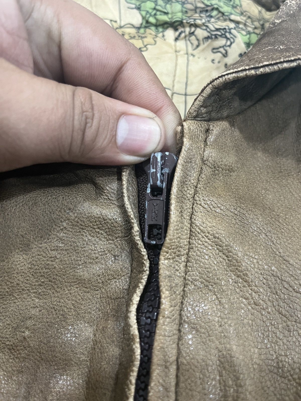 Japanese Brand × Leather VINTAGE RARE "World Map" Leather Jacket Bomber Size US L / EU 52-54 / 3 - 7 Thumbnail