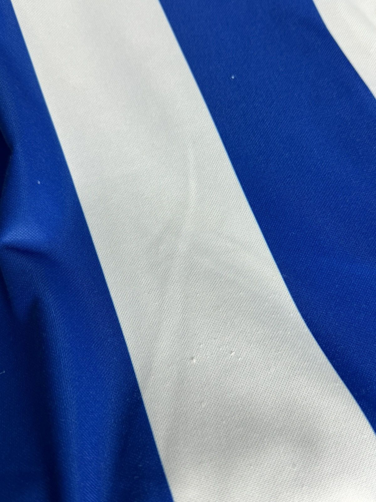 Diadora Sheffield Wednesday 03/05 Home Football Jersey Size US S / EU 44-46 / 1 - 6 Thumbnail