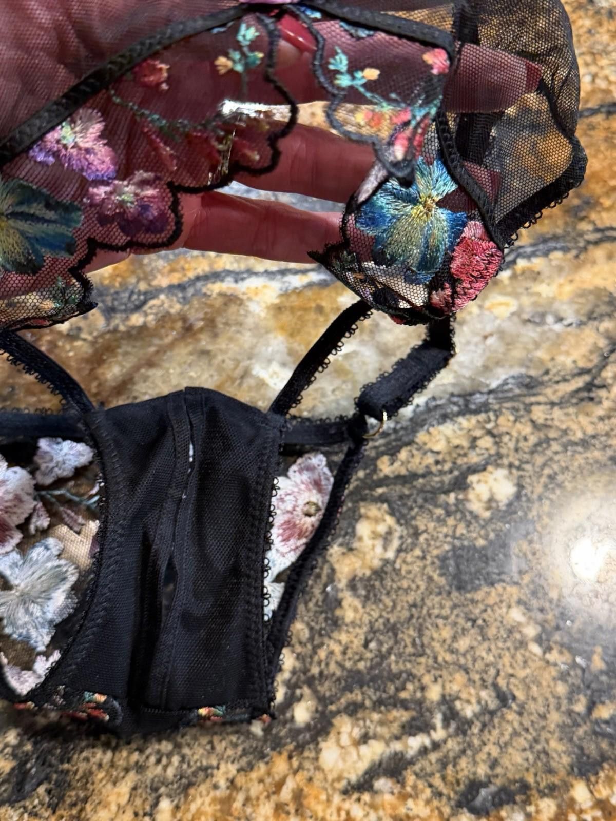 Other VICTORIA'S SECRET VERY SEXY String Bikini Panty S Floral NWT Size ONE SIZE - 10 Thumbnail