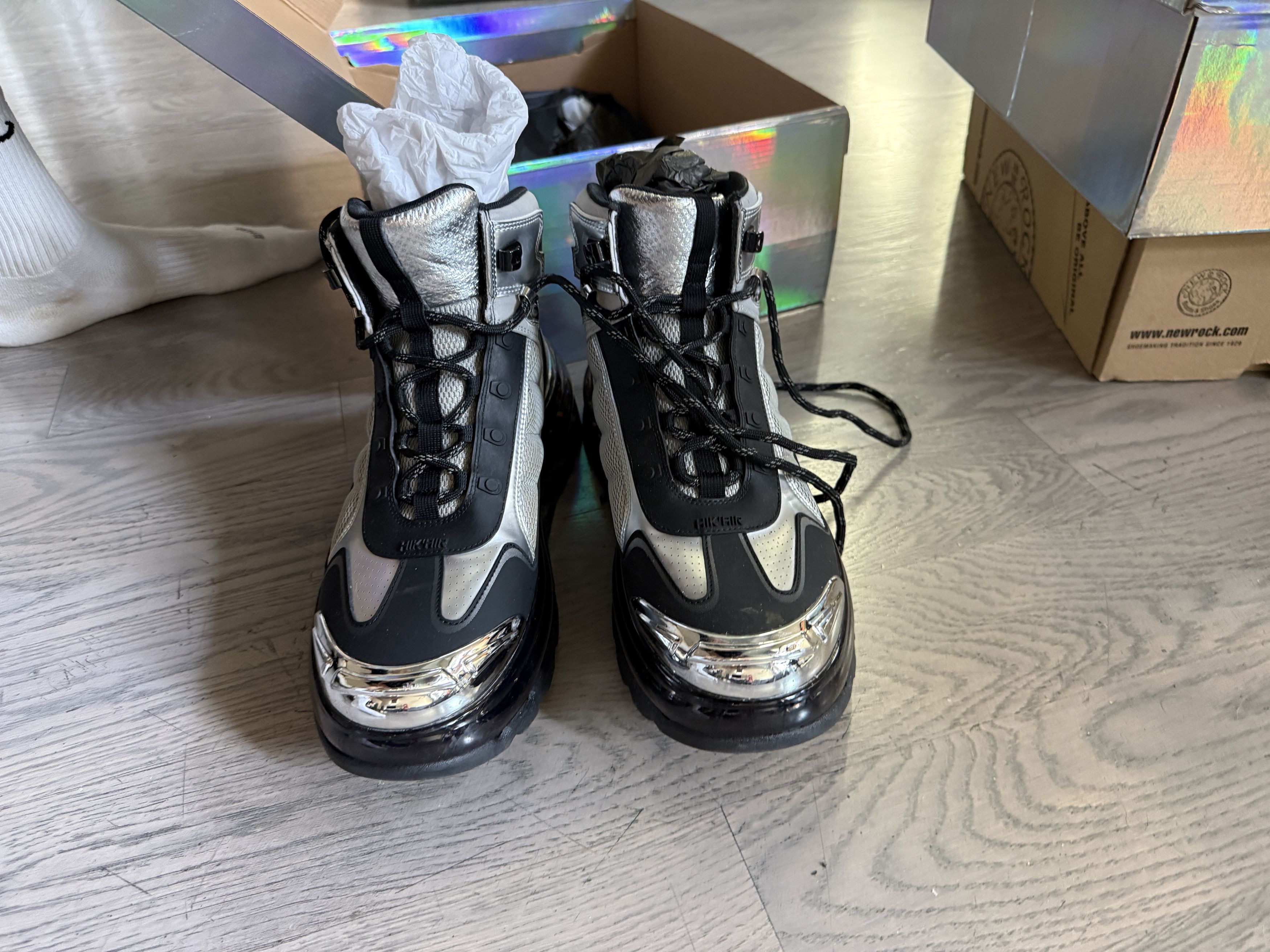 Other shoes53045 space boots Size US 11 / EU 44 - 6 Thumbnail