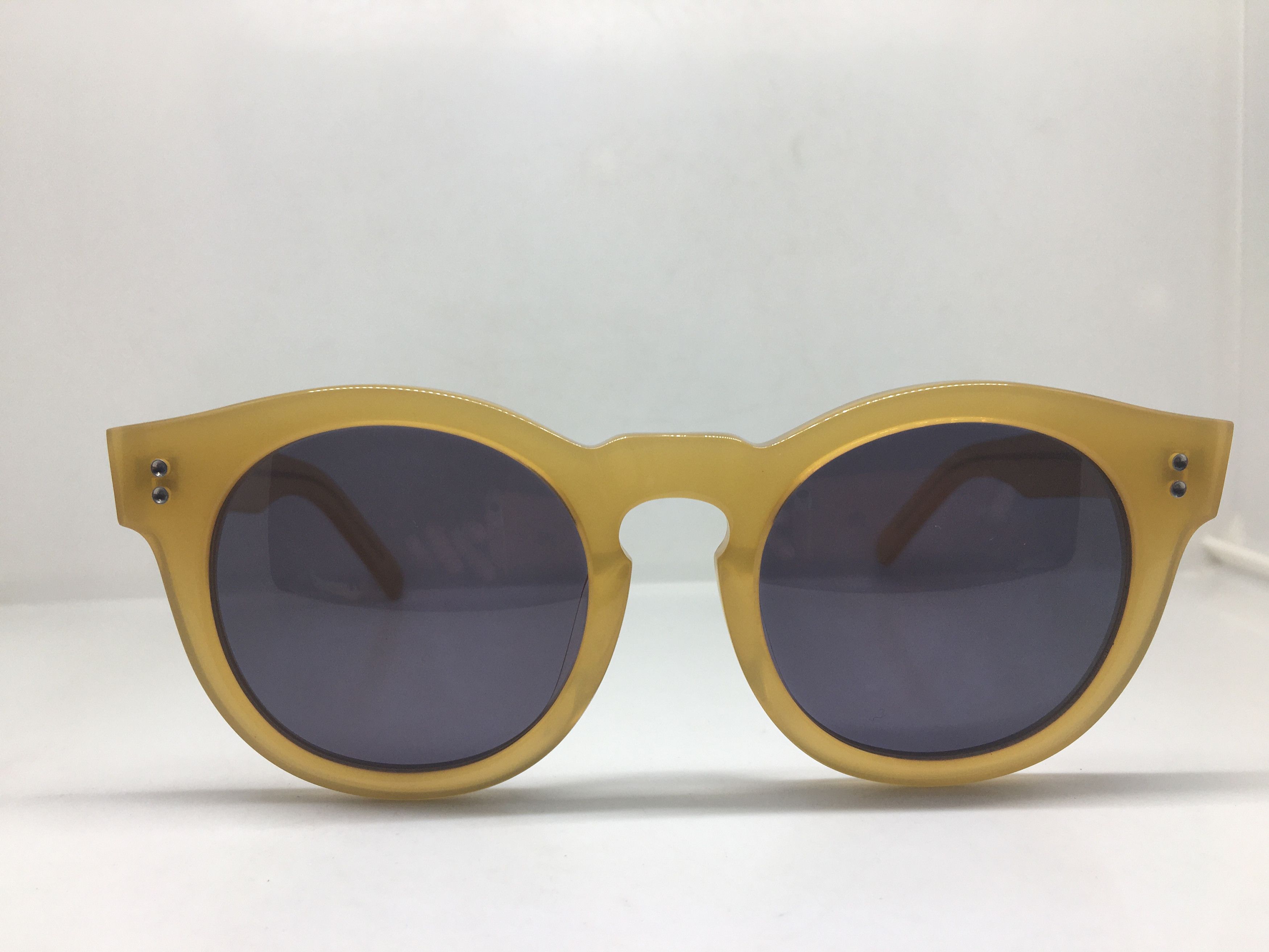 Gentle Monster MOD WARHOL OVERSIZE BLONDE GM SUNGLASSES STUDIO 54 Size ONE SIZE - 1 Thumbnail