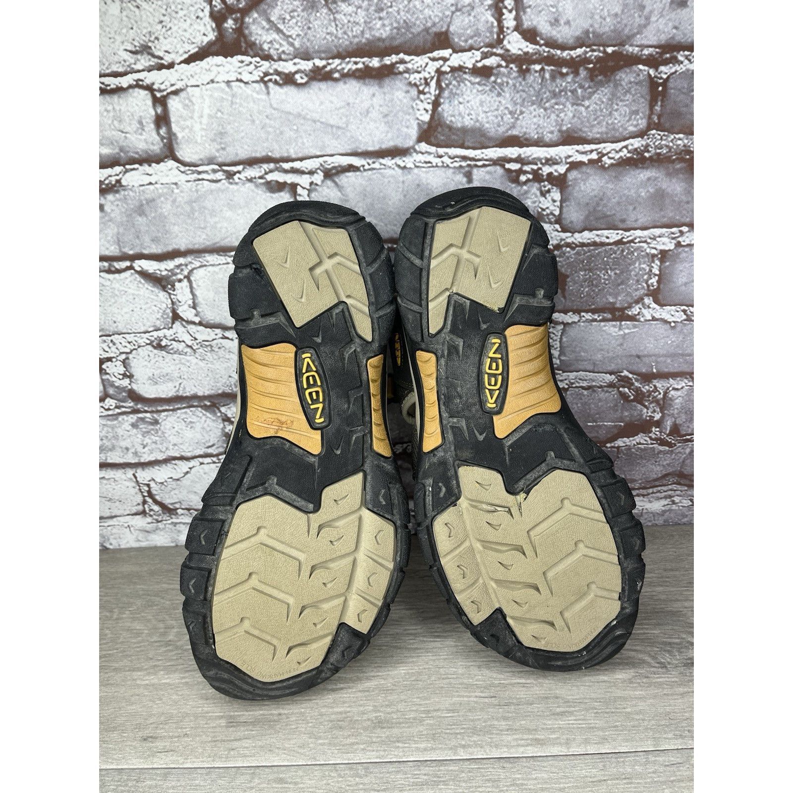 KEEN KEEN Newport H2 Gray Textile Hiking Waterproof Sandals Men S Size US 12 / EU 45 - 11 Thumbnail