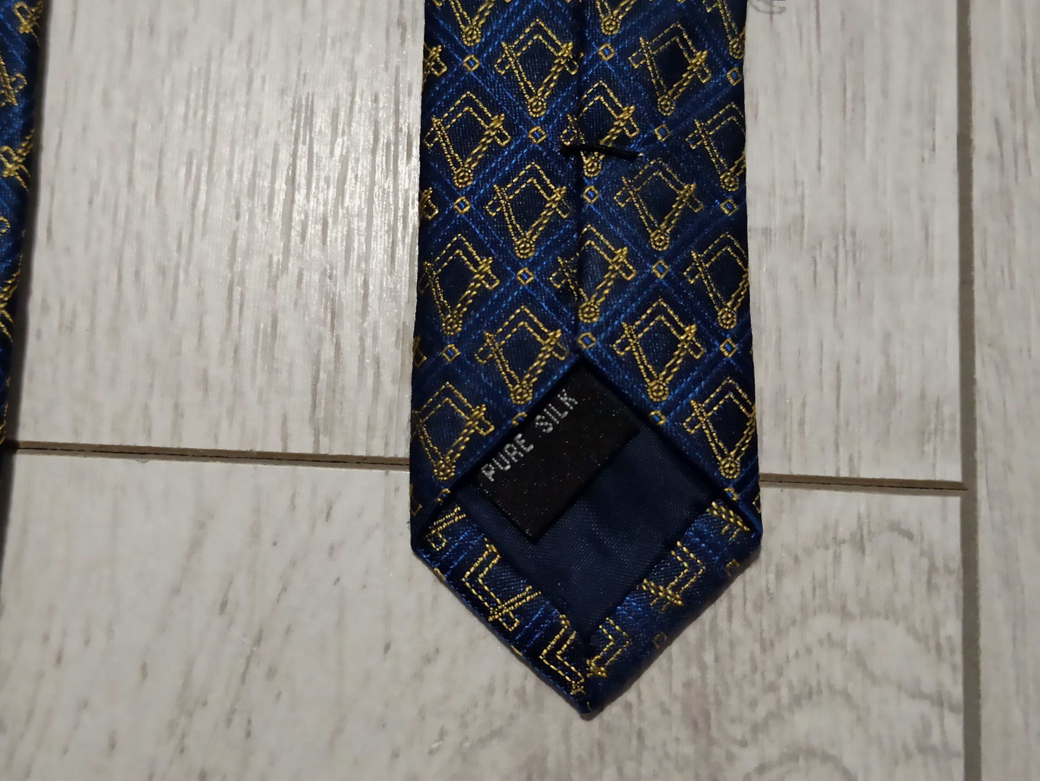 Designer × Mason's Toye Kenning Spencer Silk Masonic Tie Grand Lodge Necktie Size ONE SIZE - 7 Thumbnail