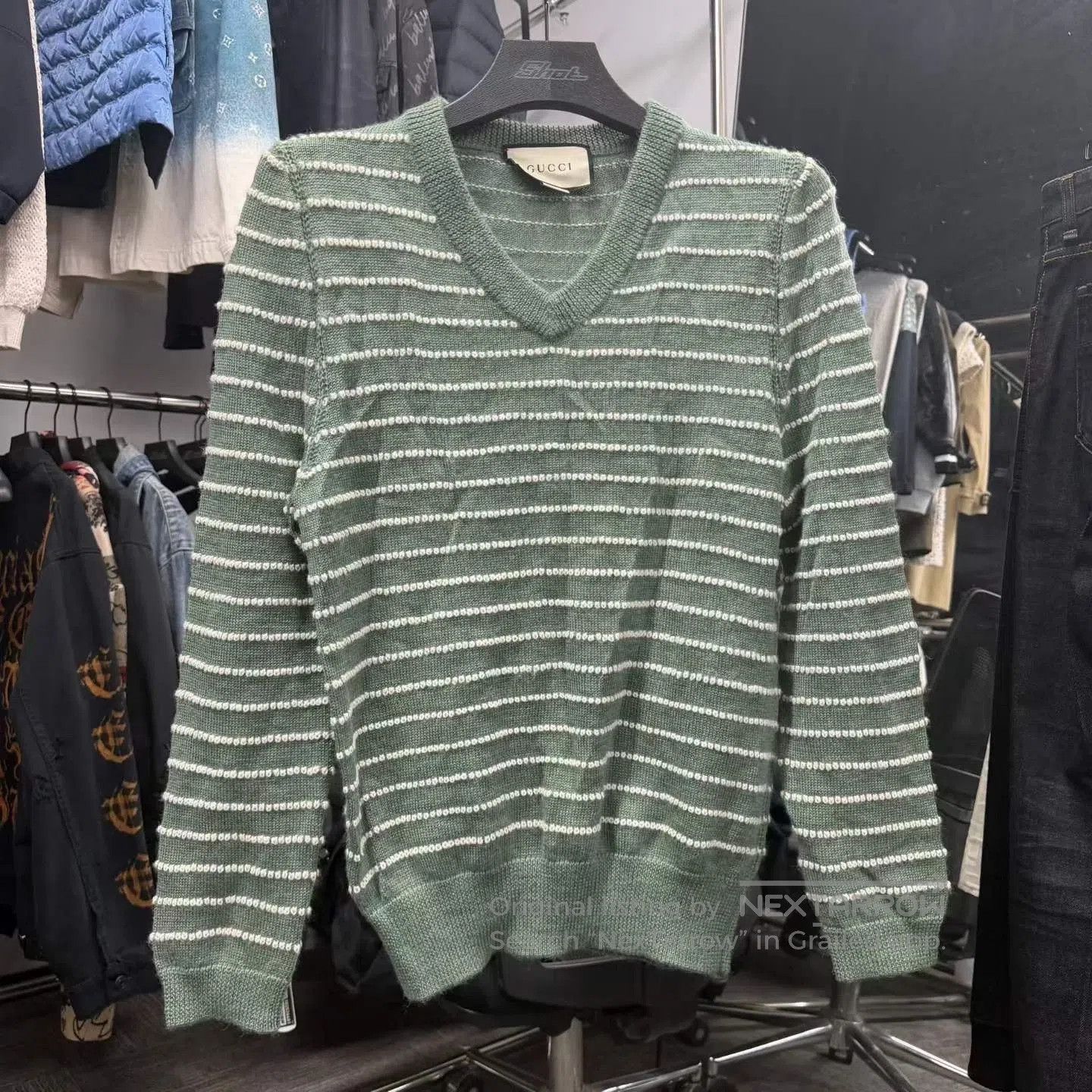 Gucci Gucci Green White Striped V-Neck Sweater. Size US M / EU 48-50 / 2 - 1 Thumbnail