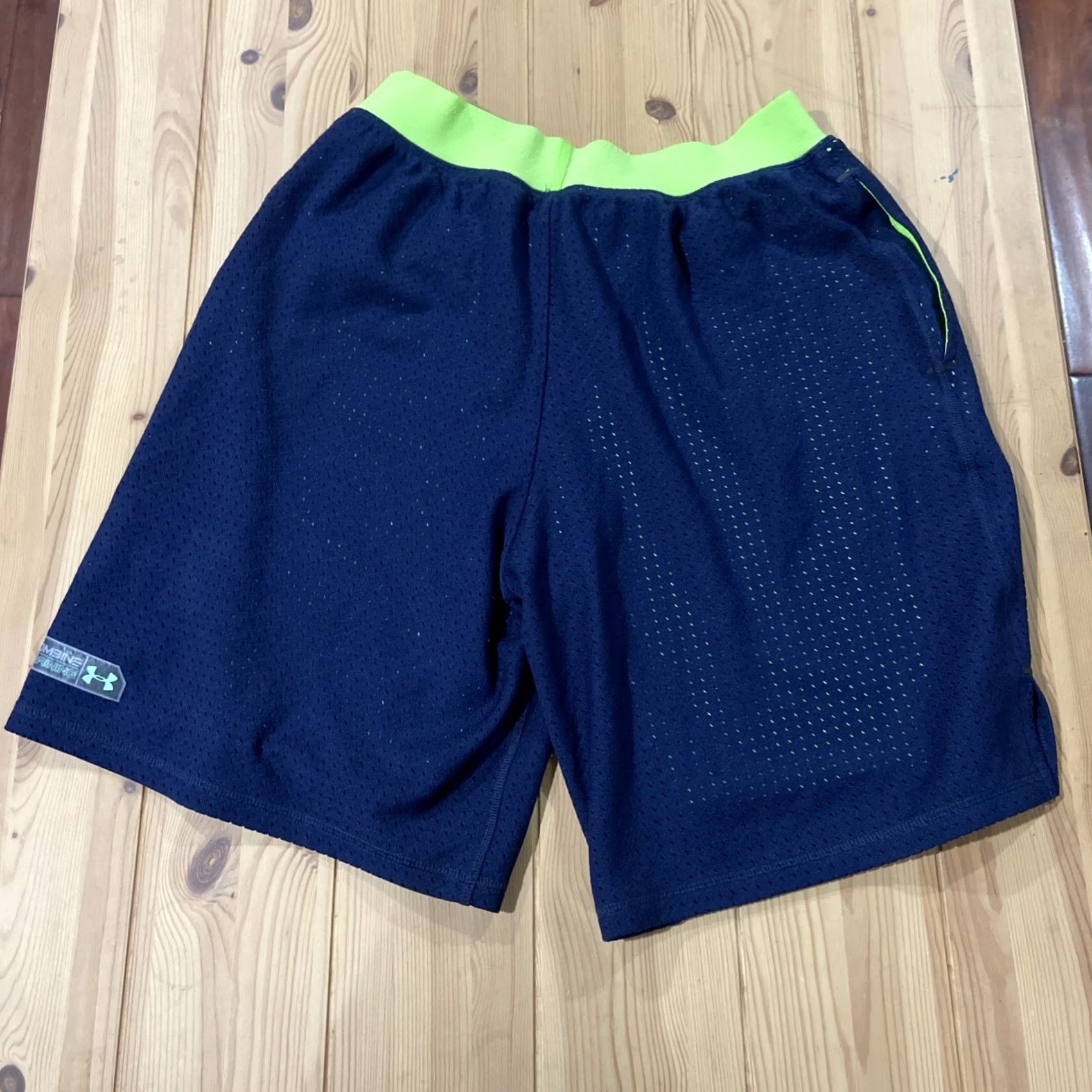 Under Armour Under Armour Athletic Shorts Men’s Size Medium Inside Lining Black Polyester Drawstring 10 in Inseam Athletic Gym & Training Regular M Mens Size US 31 - 7 Thumbnail