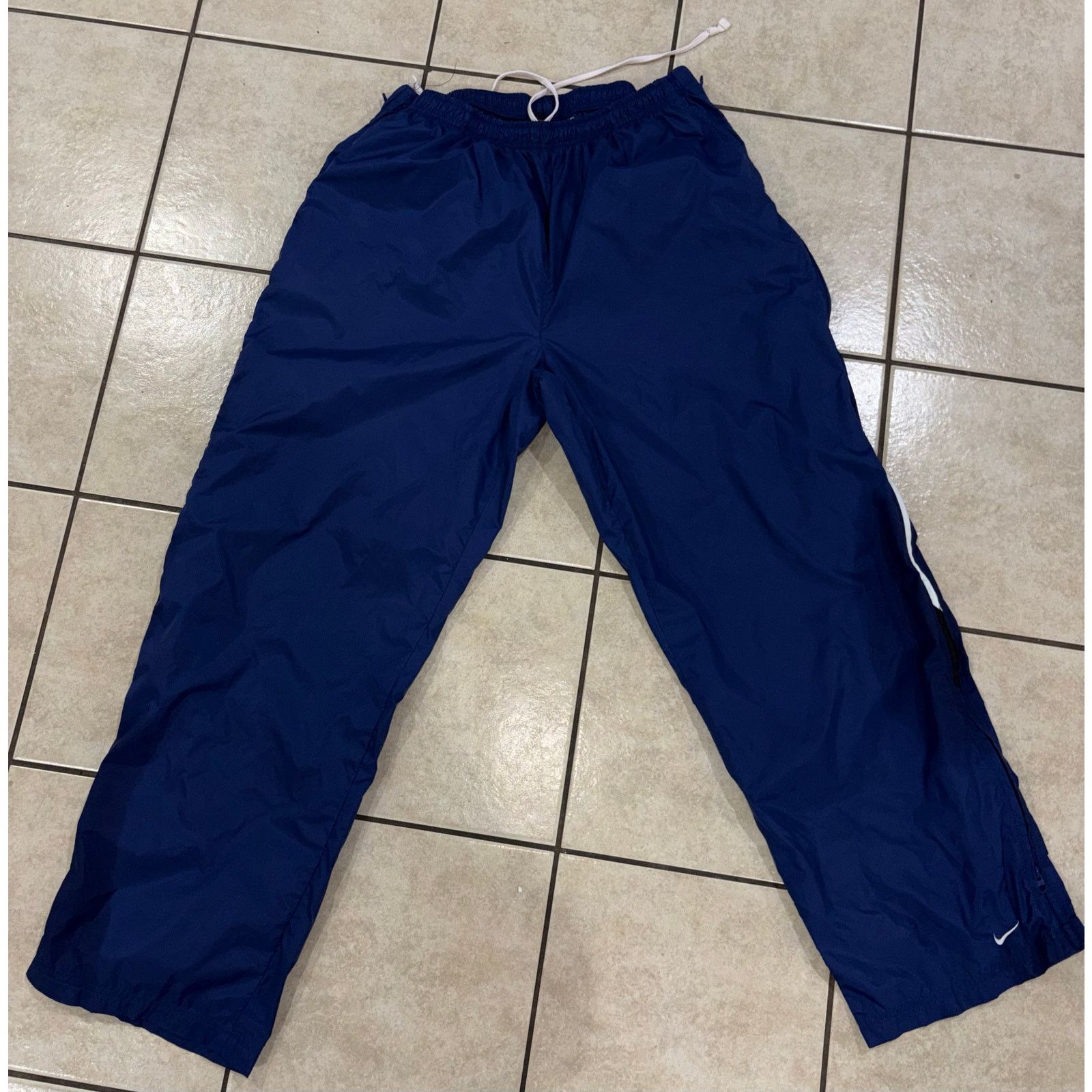 Nike Vintage Nike Shorts joggers 90s navy XXL Size US 38 / EU 54 - 1 Thumbnail