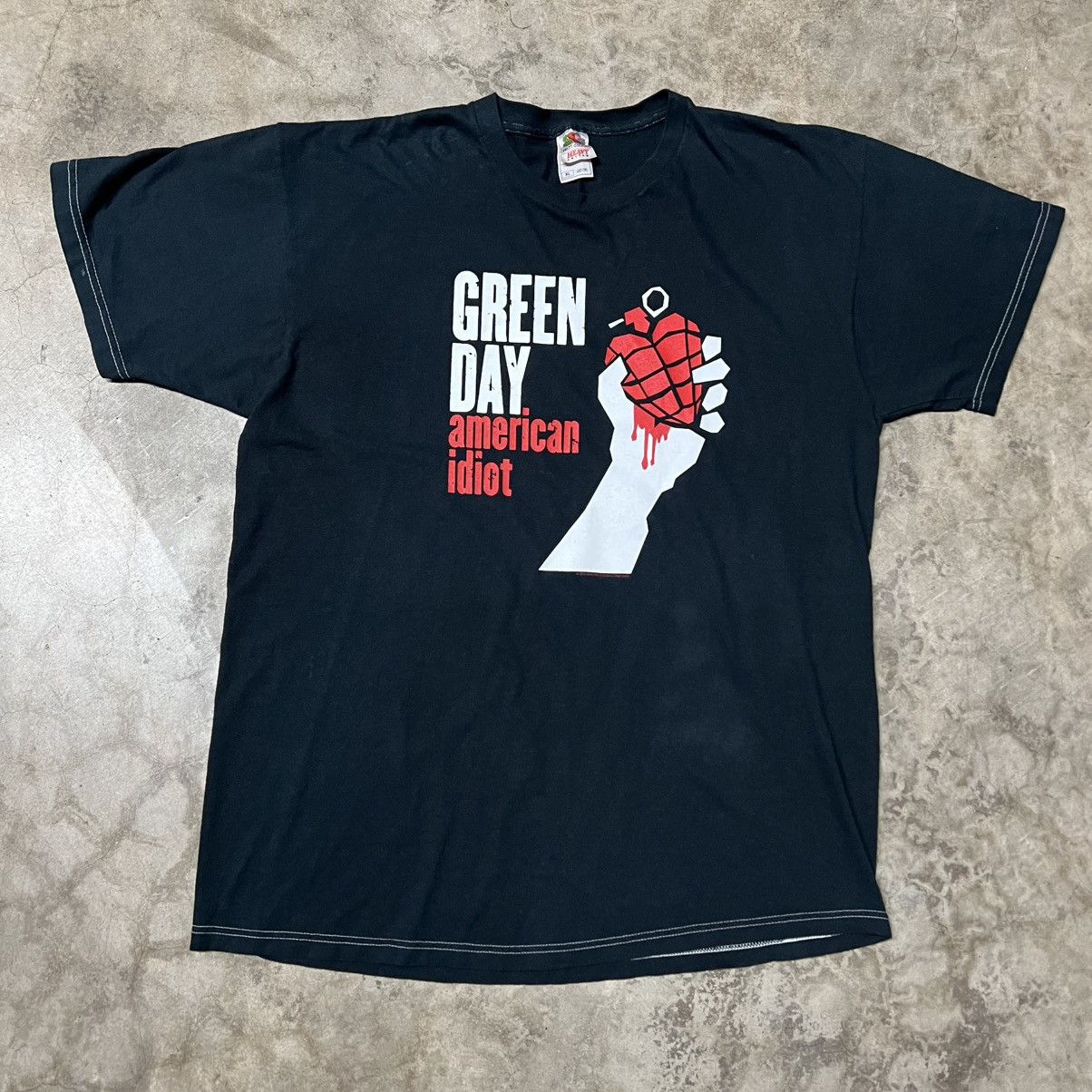 Band Tees × Vintage Vintage 2004 Green Day American Idiot Alt/Rock Band T-Shirt Size US XL / EU 56 / 4 - 3 Thumbnail
