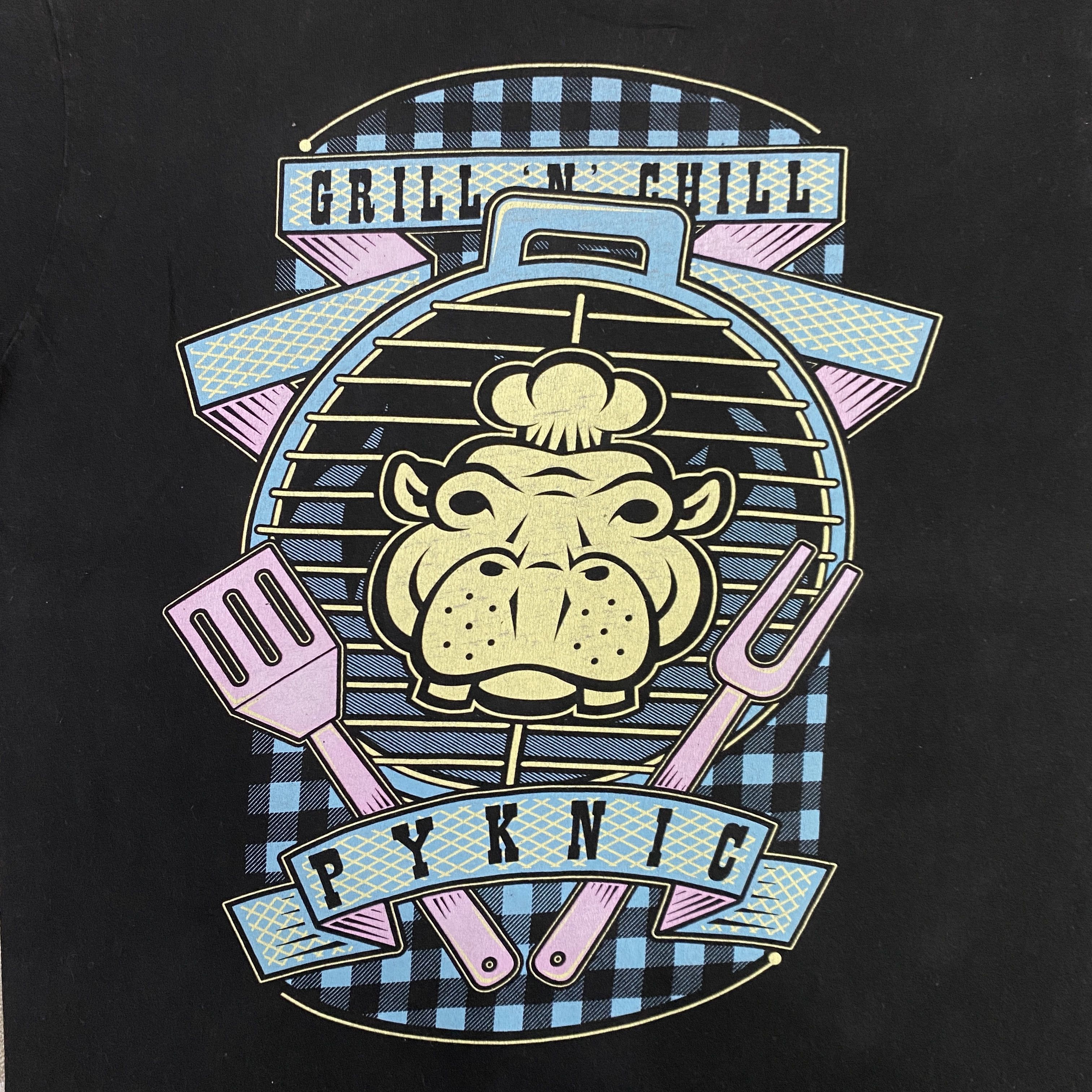 Japanese Brand Vintage Grill 'N' Chill Pyknic T-Shirt - H096 Size US M / EU 48-50 / 2 - 3 Thumbnail