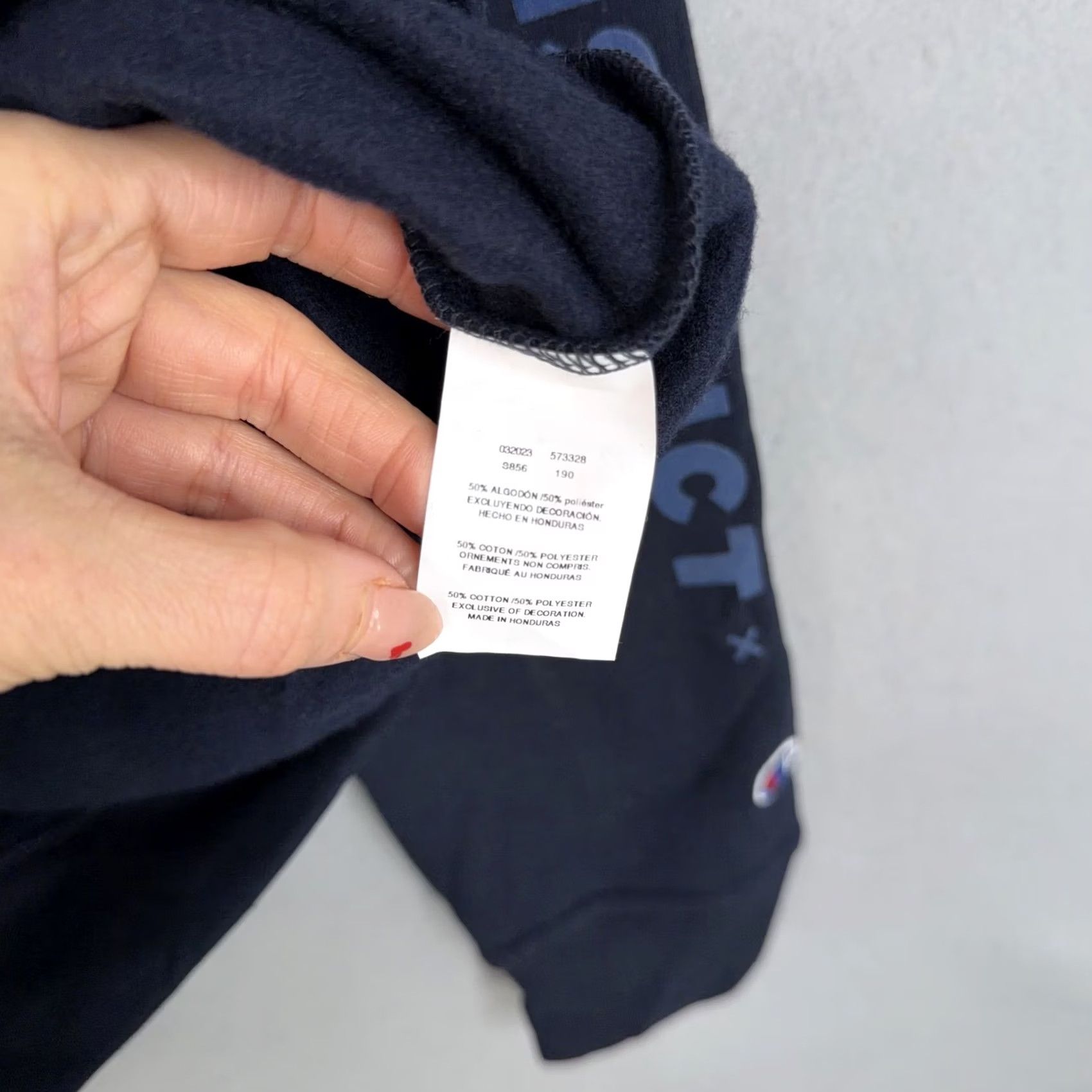 Champion VINTAGE? Size M / US 6-8 / IT 42-44 - 5 Thumbnail