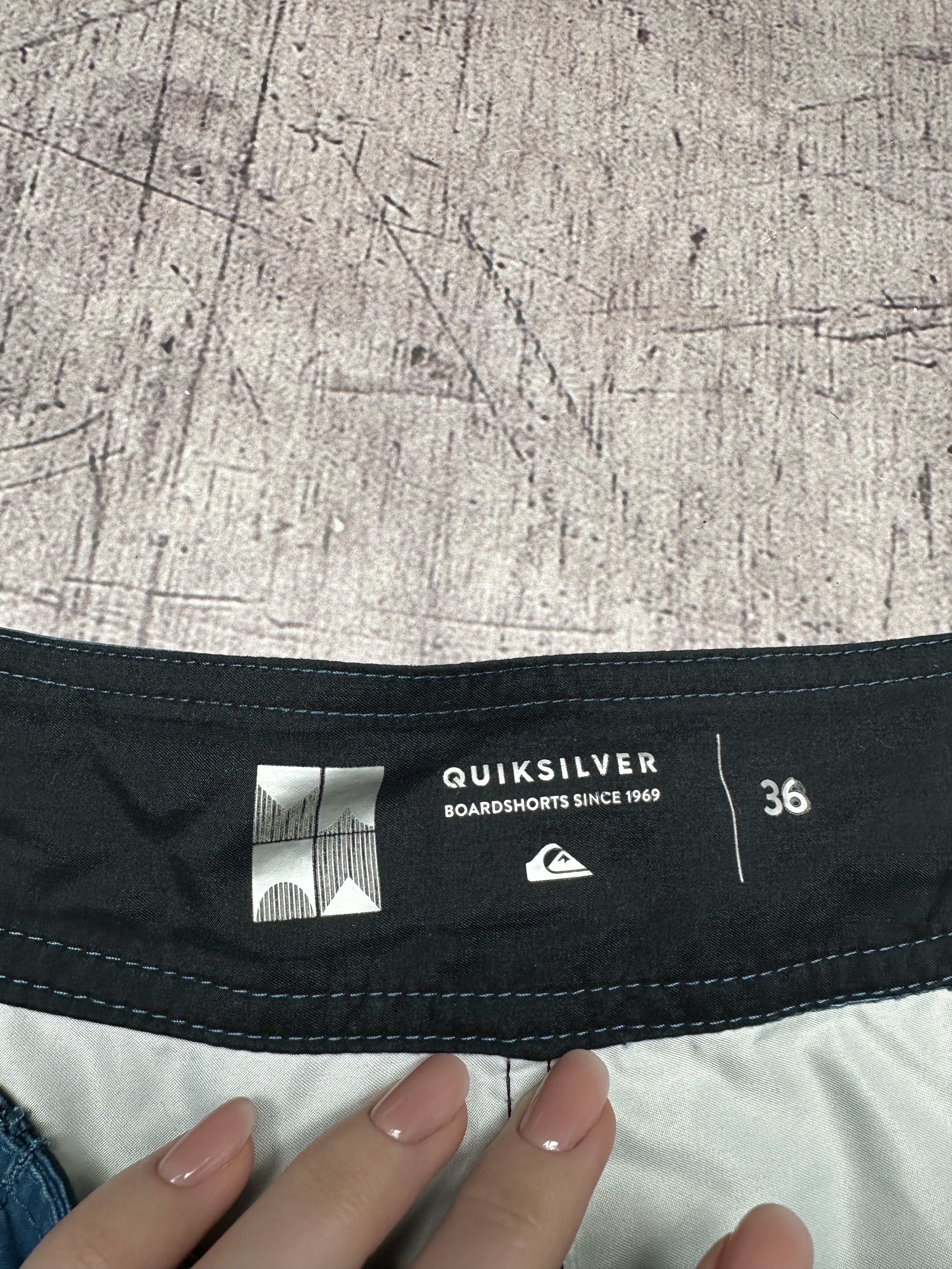 Quiksilver Quiksilver Mens Big Logo Surf Style Swimming Shorts Size US 36 / EU 52 - 4 Thumbnail