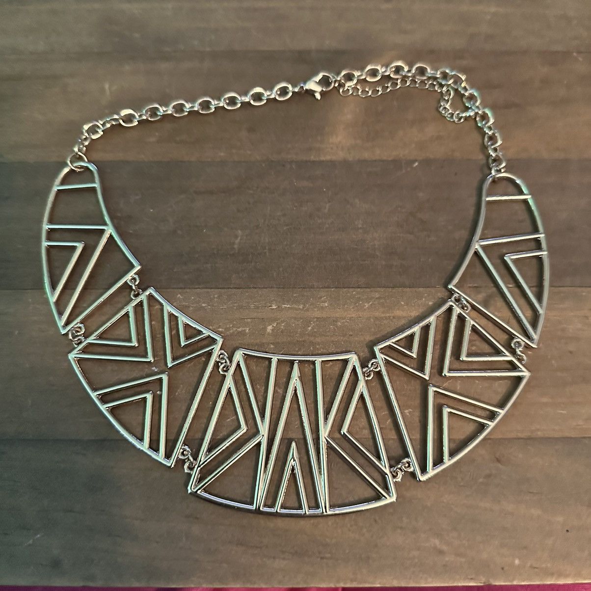 Other Gold tone Egyptian style bib necklace Size ONE SIZE - 3 Thumbnail