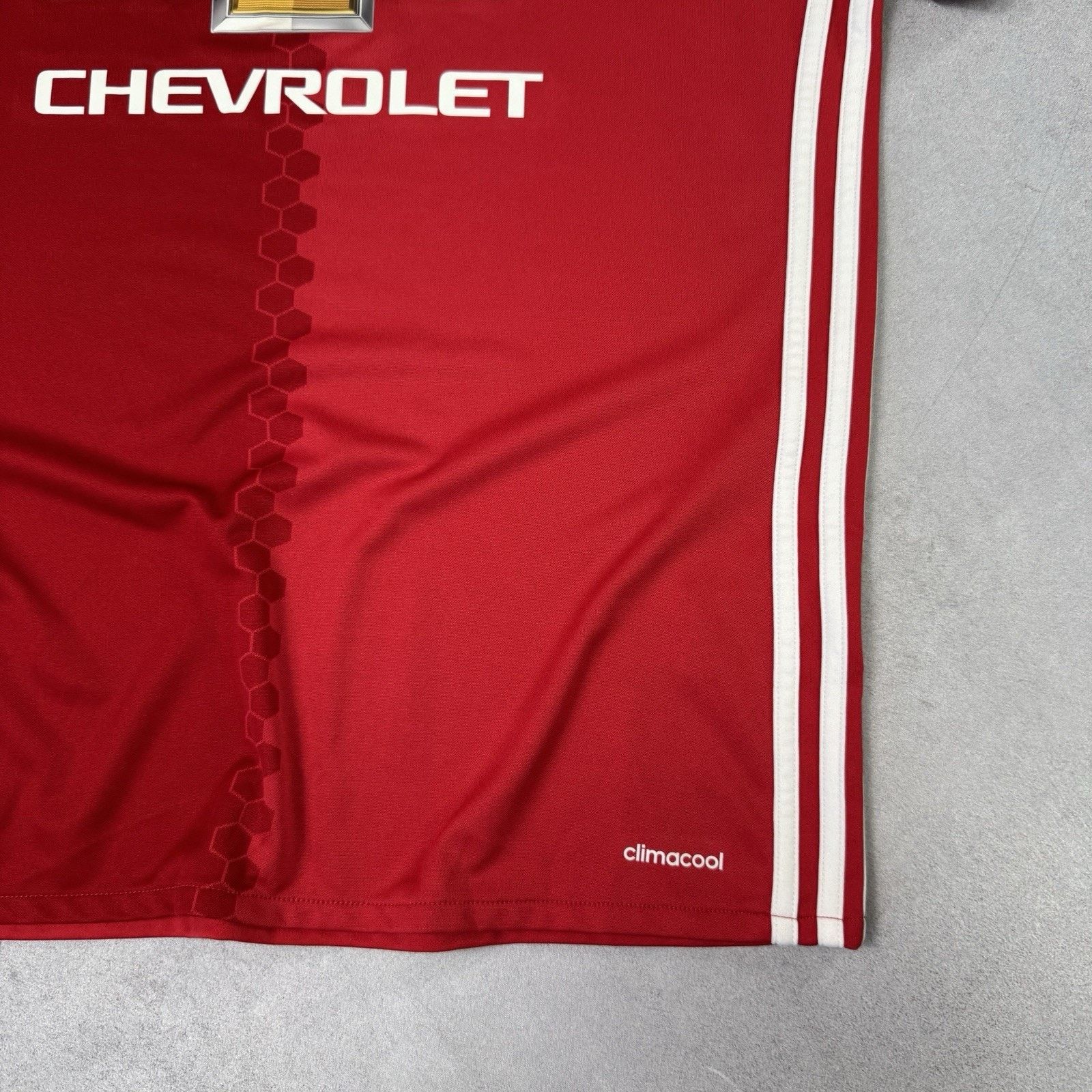 Adidas MANCHESTER UNITED 2016 2017 SOCCER JERSEY ADIDAS SIZE M Red Size US M / EU 48-50 / 2 - 11 Thumbnail