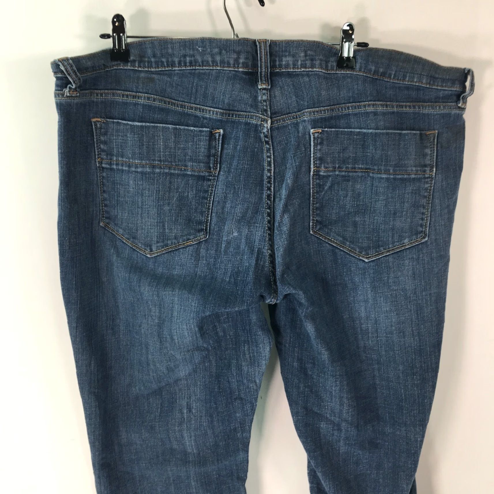 Old Navy Old Navy Jeans Denim Stretch Flat Front Casual 18 Short Blue Regular 5-Pocket Womens Size 40" / US 18 - 3 Thumbnail