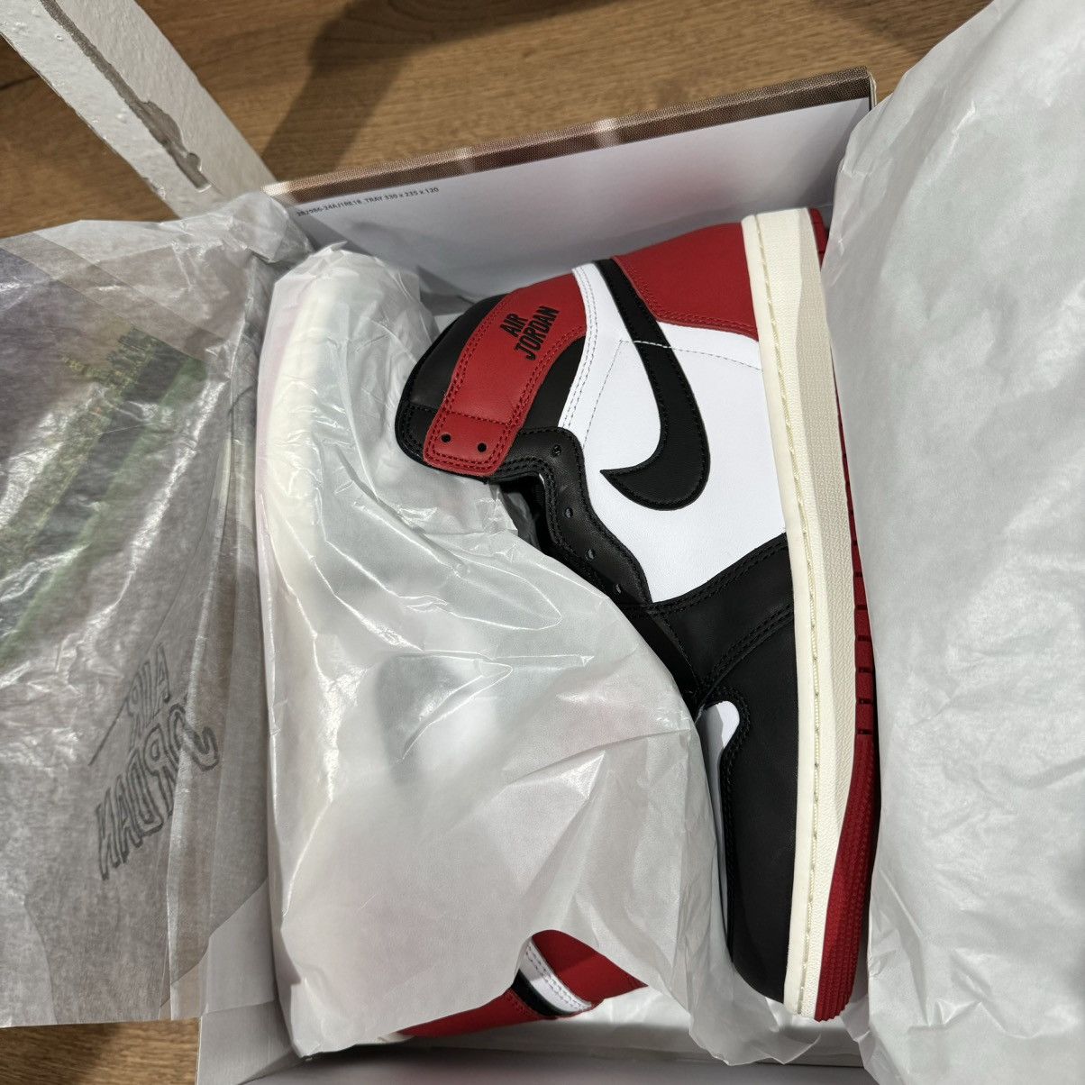 Nike Jordan 1 Retro High OG Black/Red/White NEW Size US 10 / EU 43 - 7 Thumbnail