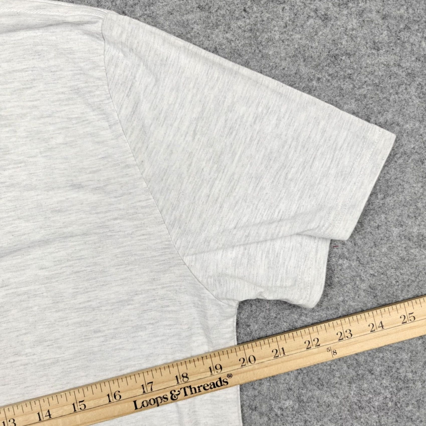 Logo 7 Tipsy Elves Shirt Mens Medium Gray Lightweight Logo Tee Casual Size US M / EU 48-50 / 2 - 7 Thumbnail