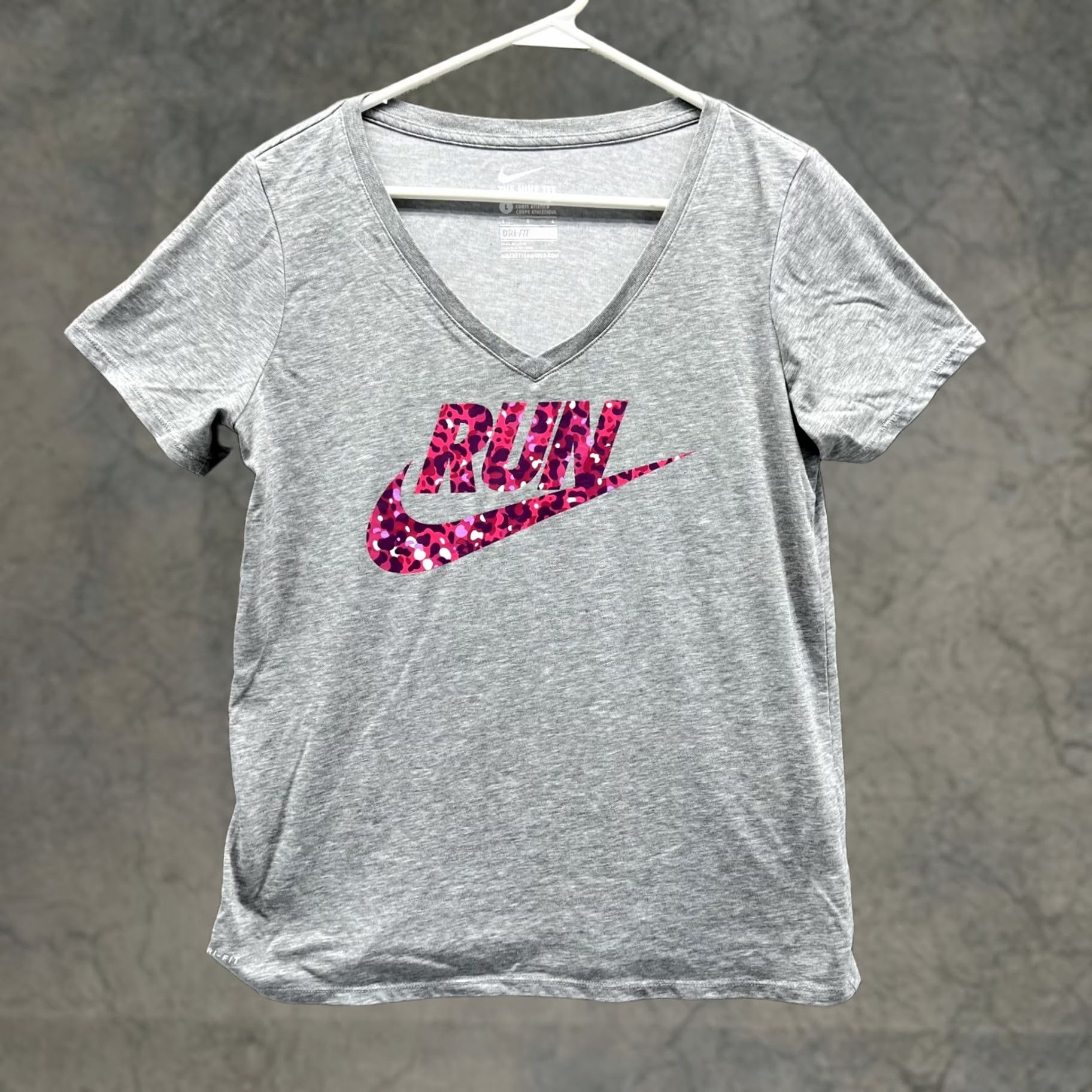Nike Nike Shirt Women Large Gray Dri-Fit Swoosh Running T-Shirt Sportswear Casual Everyday Spring Summer Winter Size L / US 10 / IT 46 - 1 Thumbnail