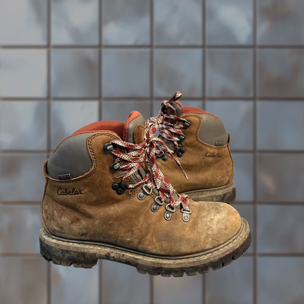 Vintage Vintage Style Cabela’s Outdoors Leather Hiking Boots Size 7.5 M DAMAGED Women’s Size US 8 / IT 38 - 1 Thumbnail
