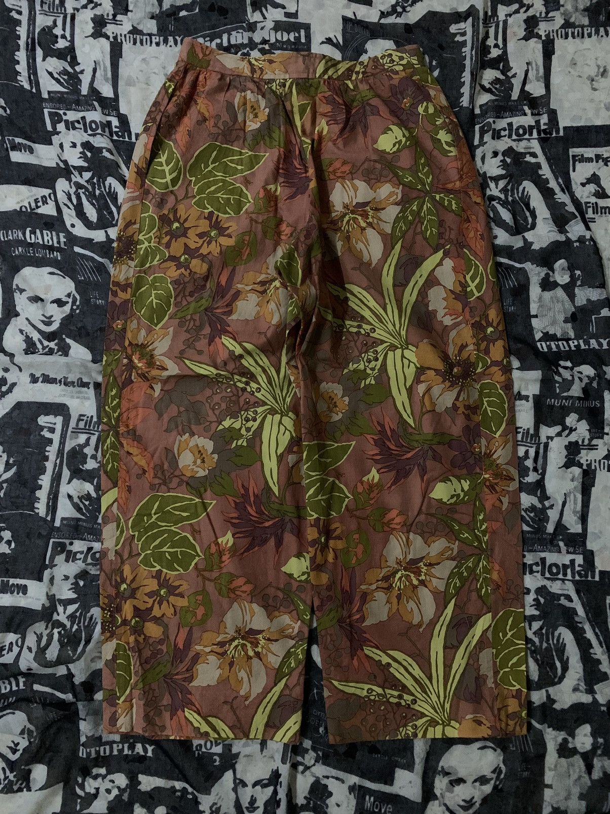 Yves Saint Laurent 💥Vintage 90s Yves Saint Laurent Floral Wide Pant Size 26" / US 2 / IT 38 - 3 Thumbnail