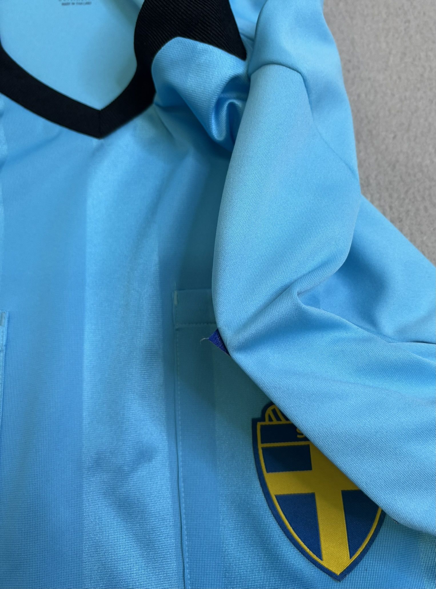 Adidas Sweden 2017/2018 Adidas Referee Shirt Size M Size US M / EU 48-50 / 2 - 17 Thumbnail