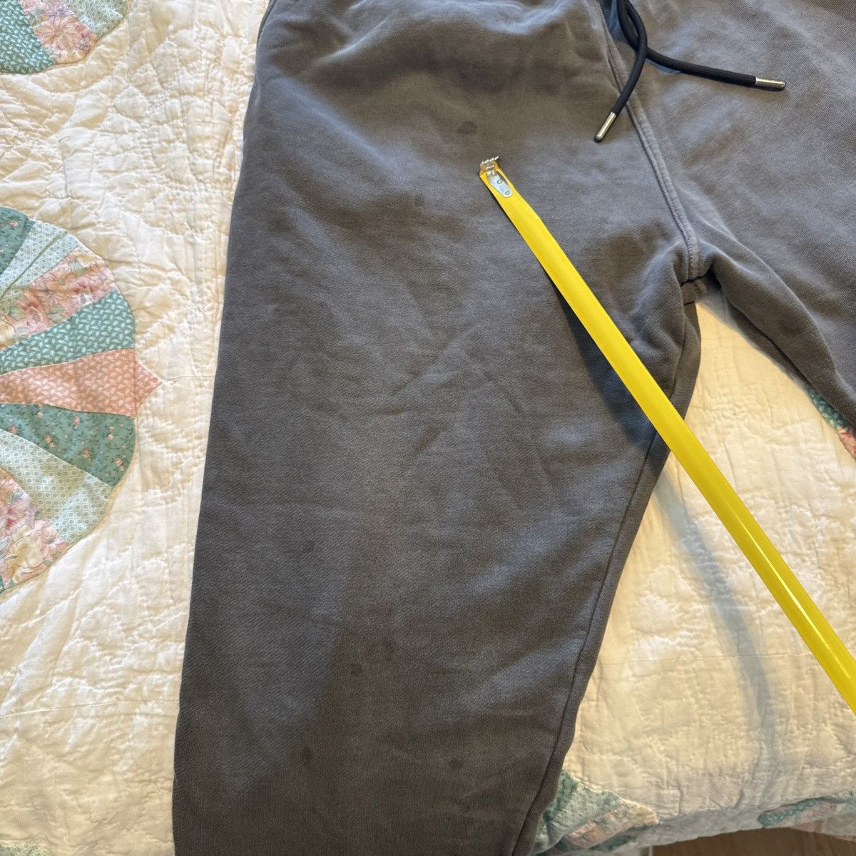 I Love Ugly I Love Ugly Sweat Pants Grey Medium Size US 31 - 9 Thumbnail
