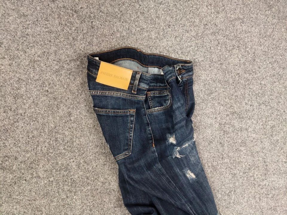 Balmain Pierre Balmain Design 17 CV Distressed Denim Slim Jeans Size US 26 / EU 42 - 13 Thumbnail