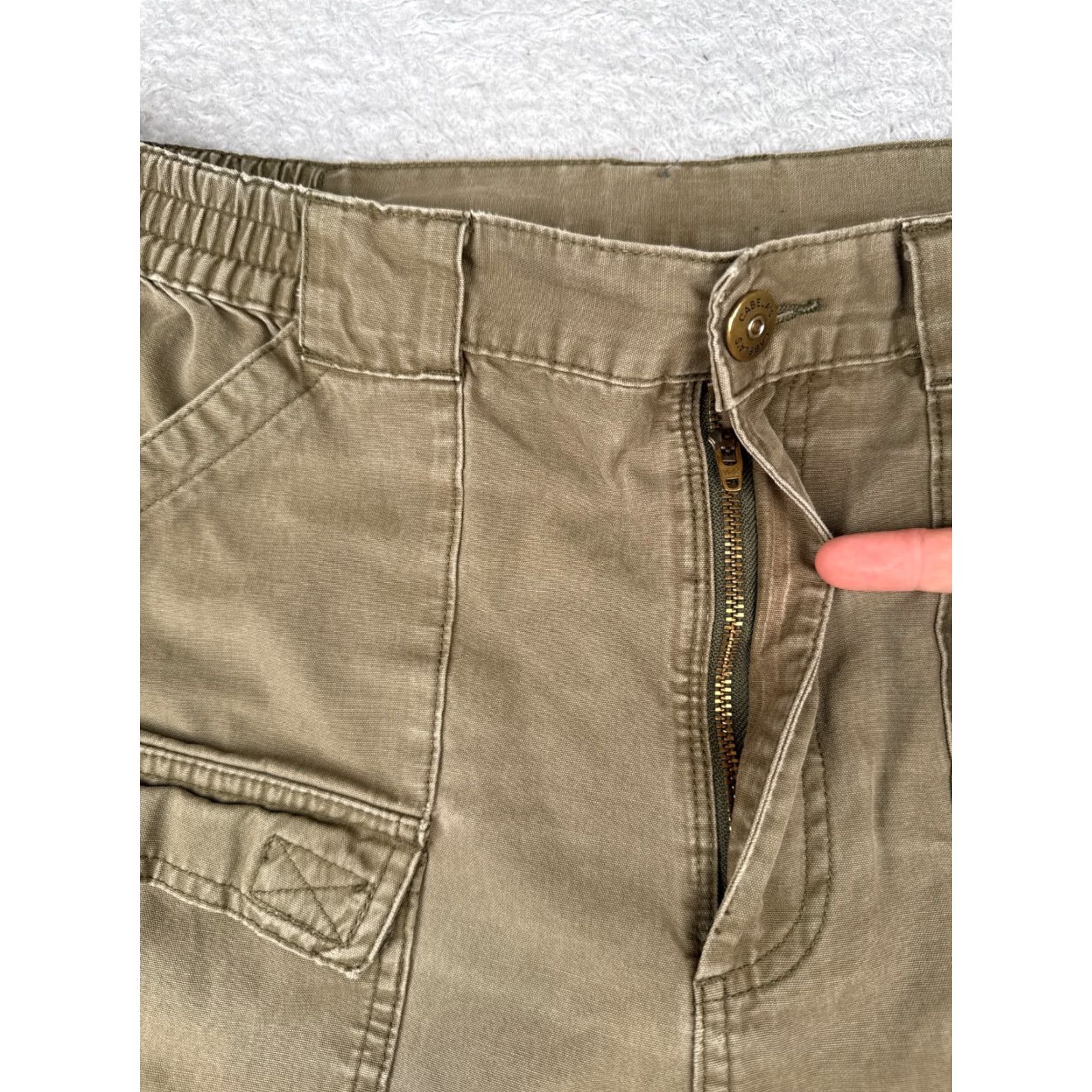 Vintage Cabela's Cargo Shorts Men 38 Beige 100% Cotton Duck Canvas Hiking Camping 38x9 Regular Inseam Beige Logo Pockets Mens Size US 38 / EU 54 - 6 Thumbnail